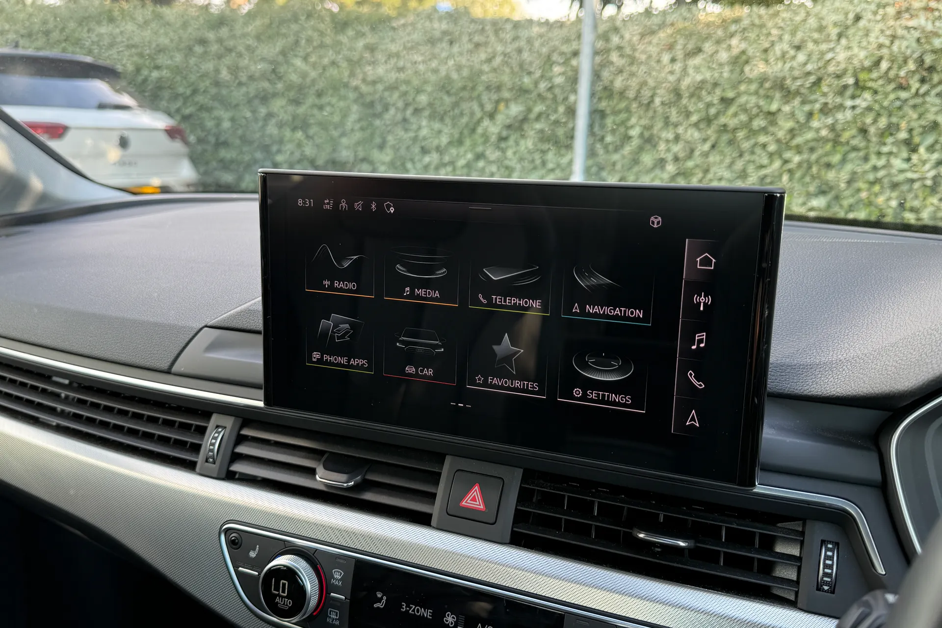 Audi A4 thumbnail image number 29
