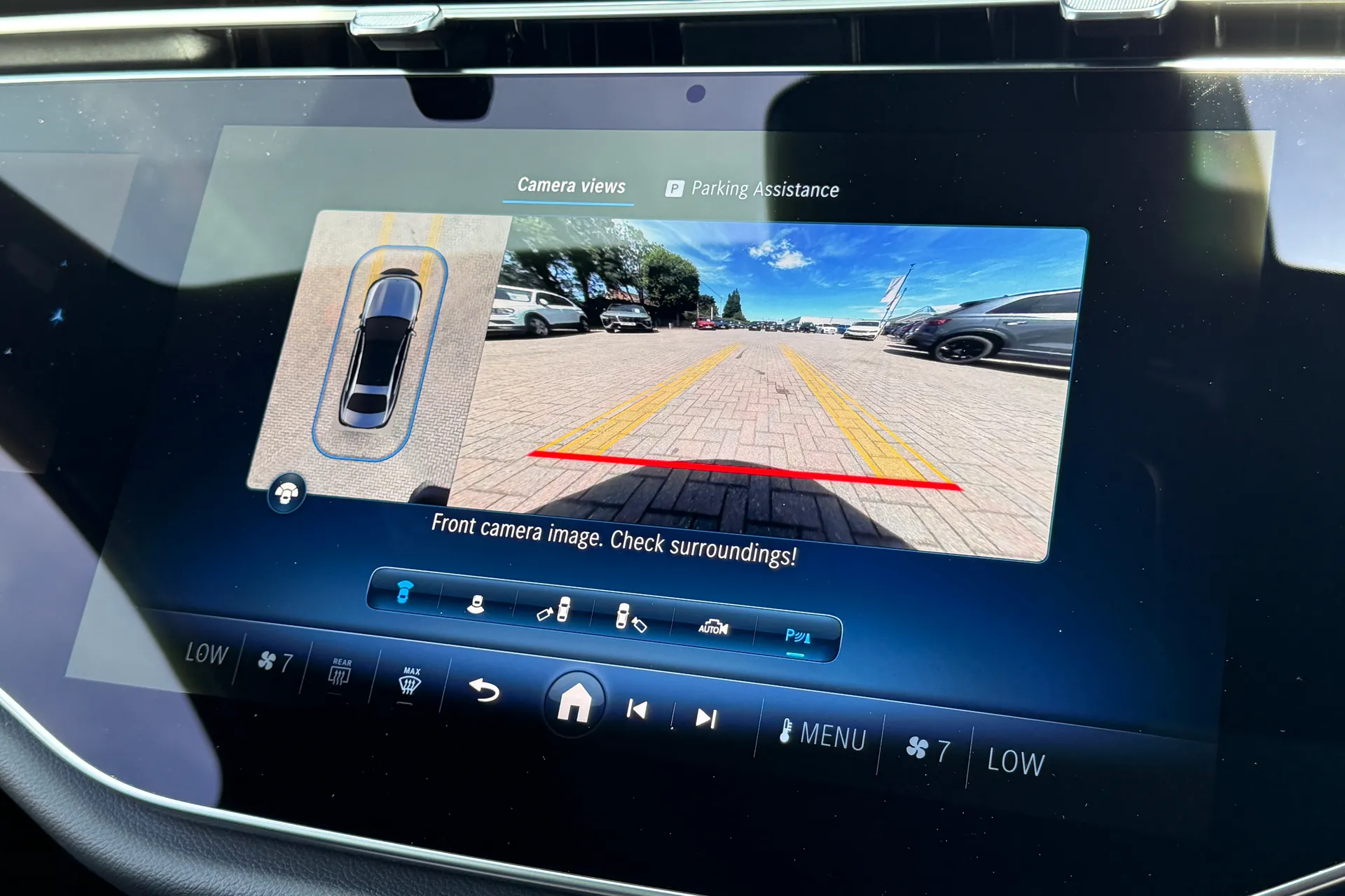 MERCEDES-BENZ E CLASS thumbnail image number 10