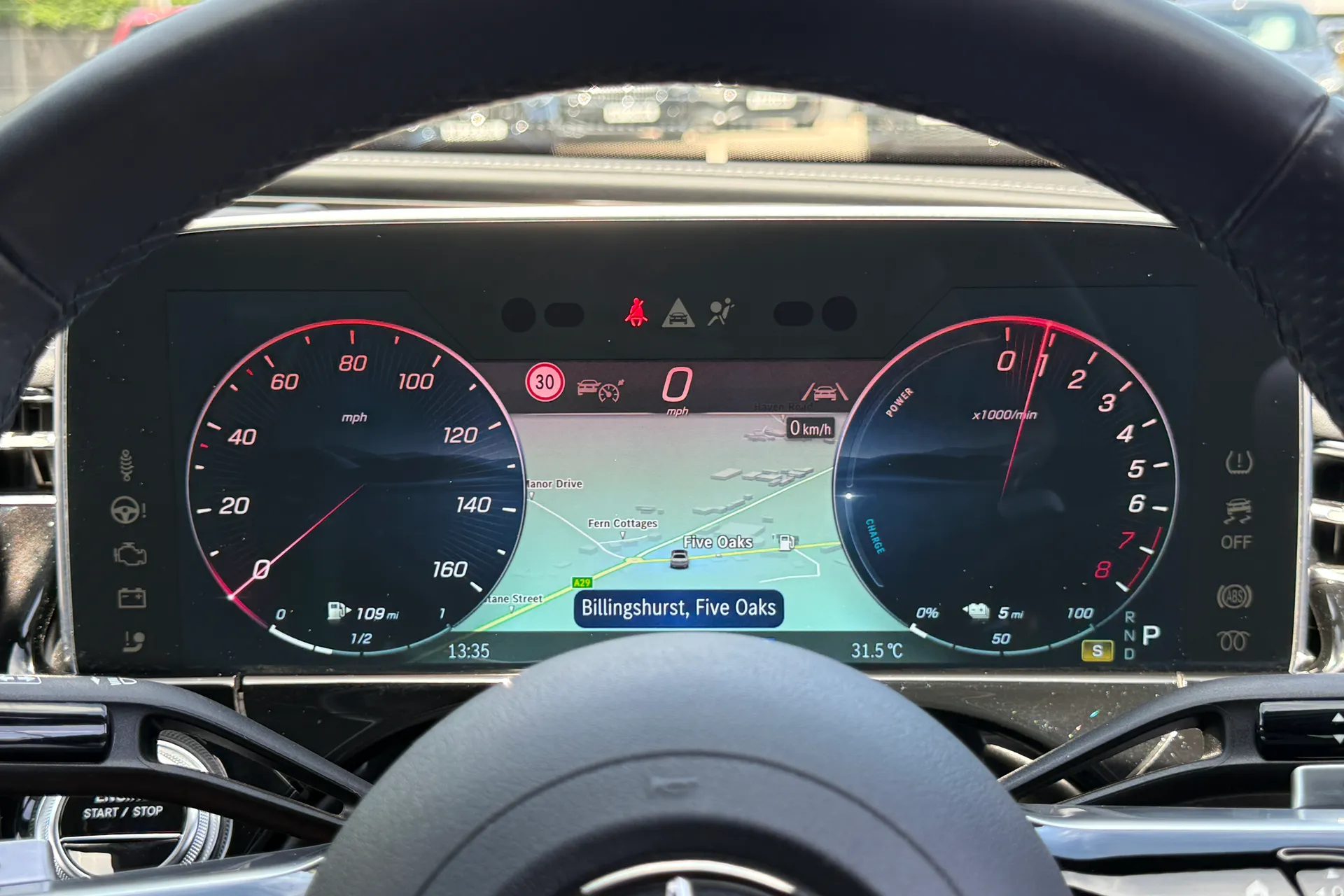 MERCEDES-BENZ E CLASS thumbnail image number 18