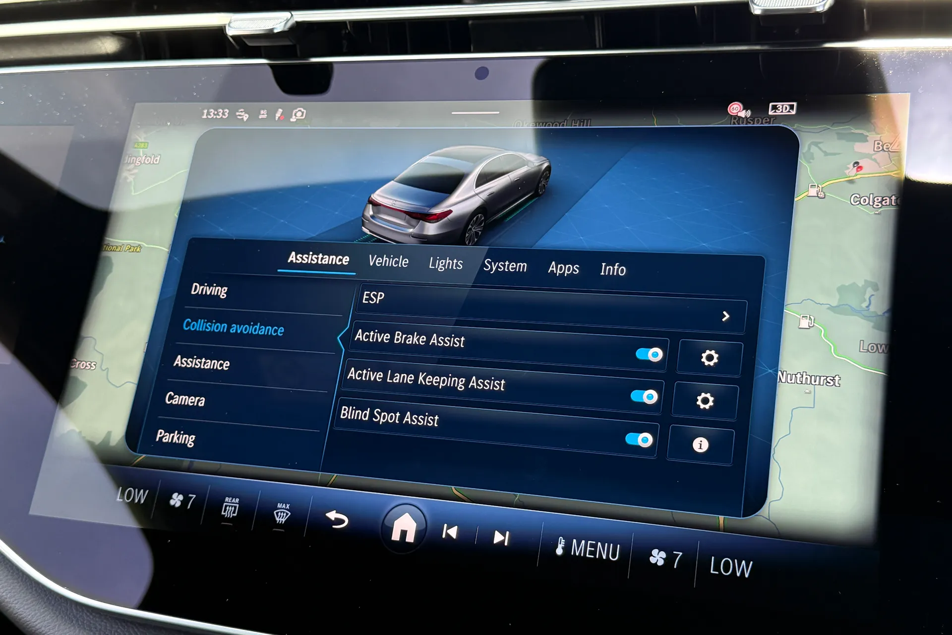 MERCEDES-BENZ E CLASS thumbnail image number 12