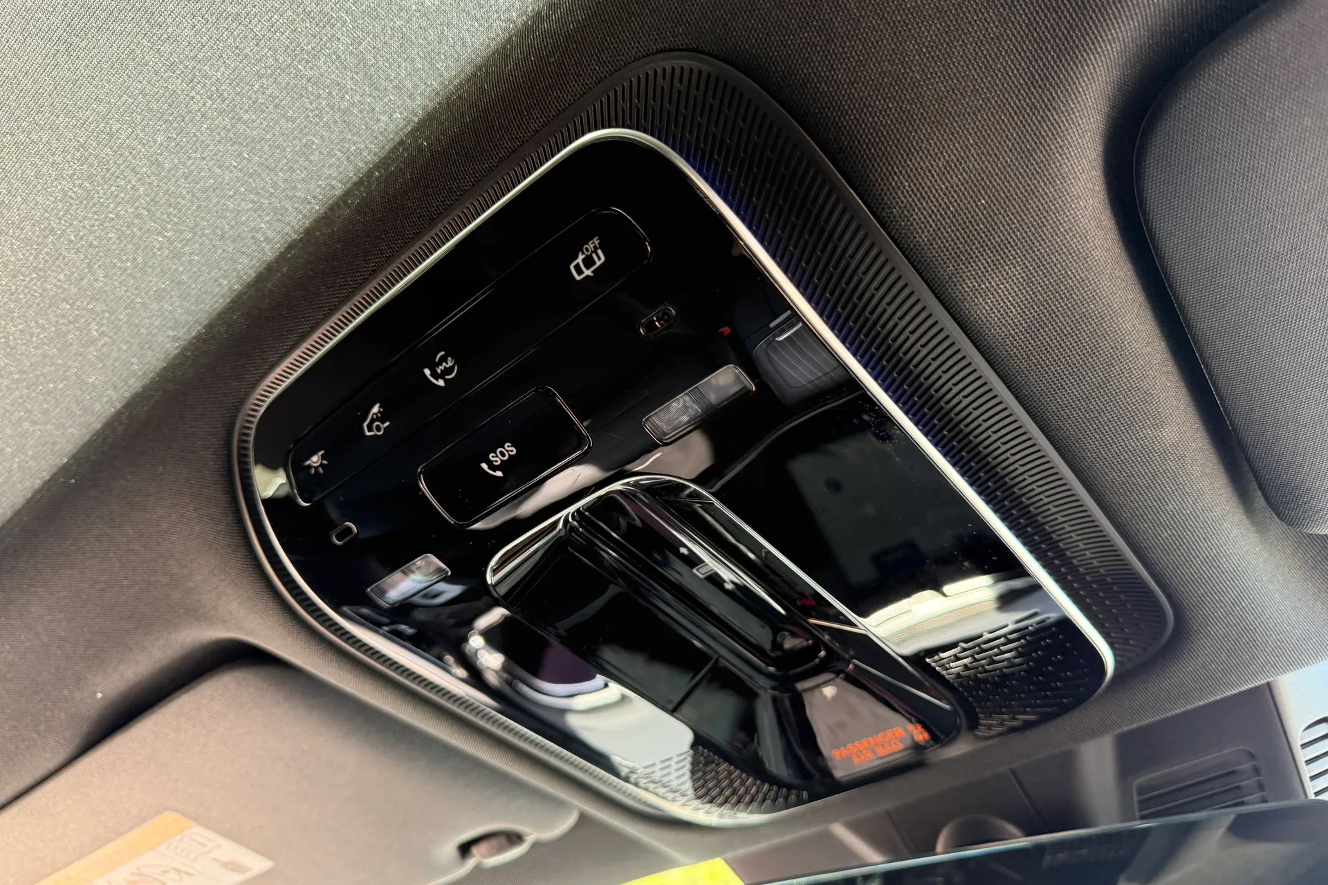 MERCEDES-BENZ E CLASS thumbnail image number 21