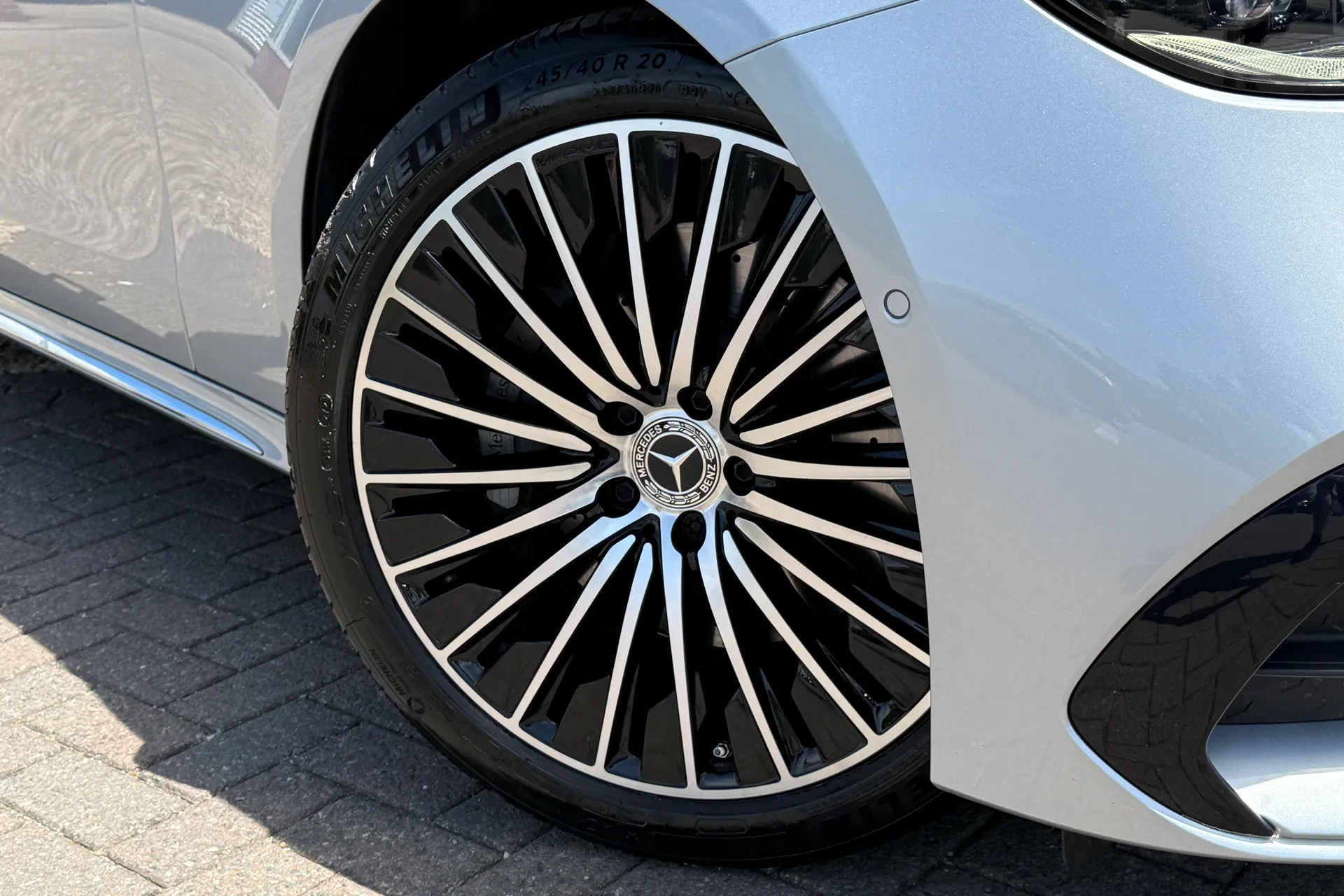 MERCEDES-BENZ E CLASS thumbnail image number 7