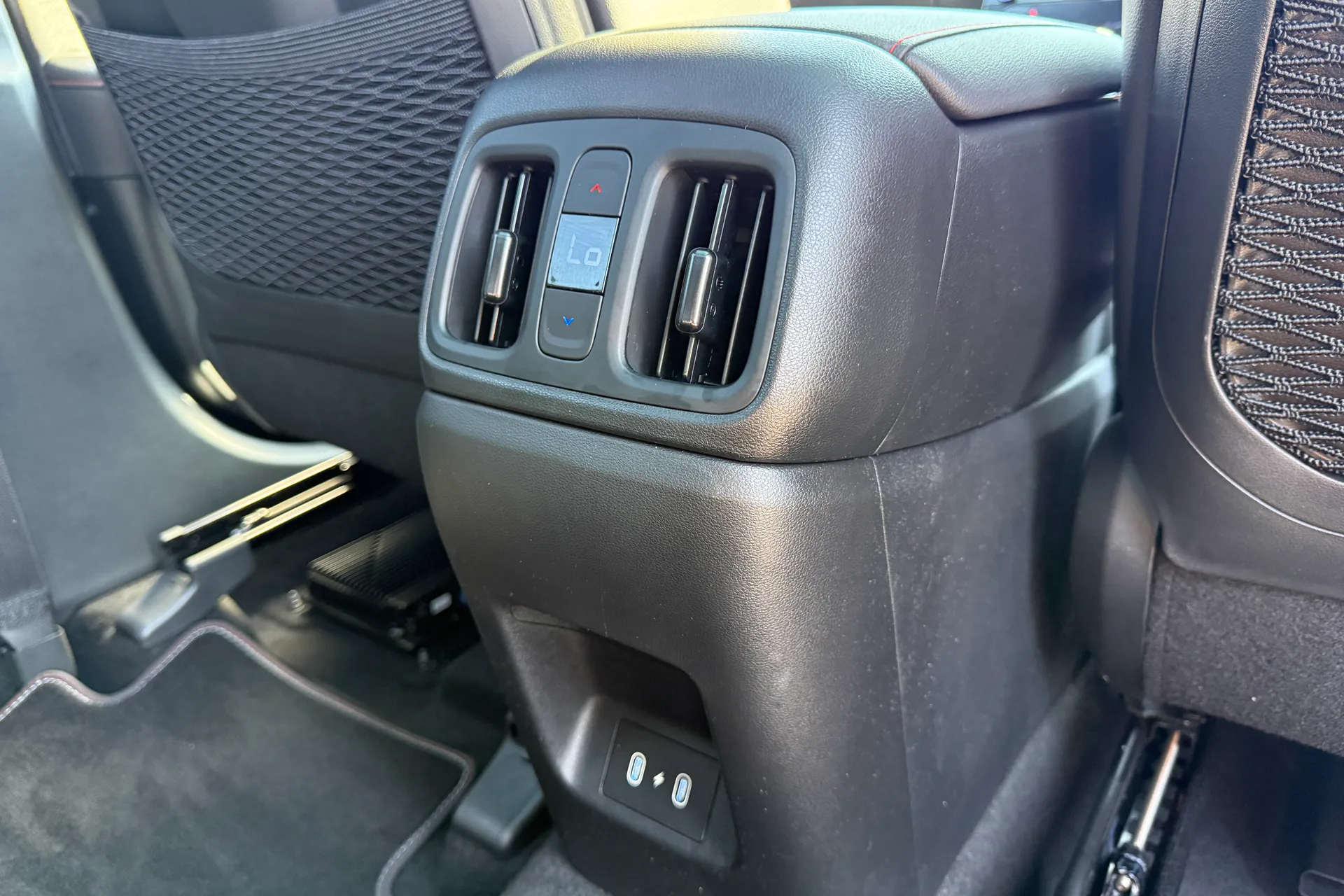 HYUNDAI TUCSON thumbnail image number 54