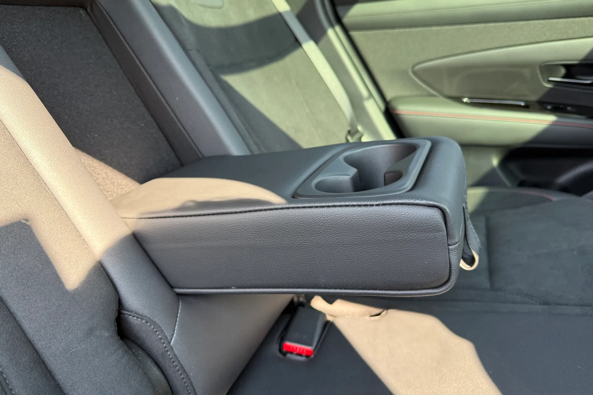 HYUNDAI TUCSON thumbnail image number 51