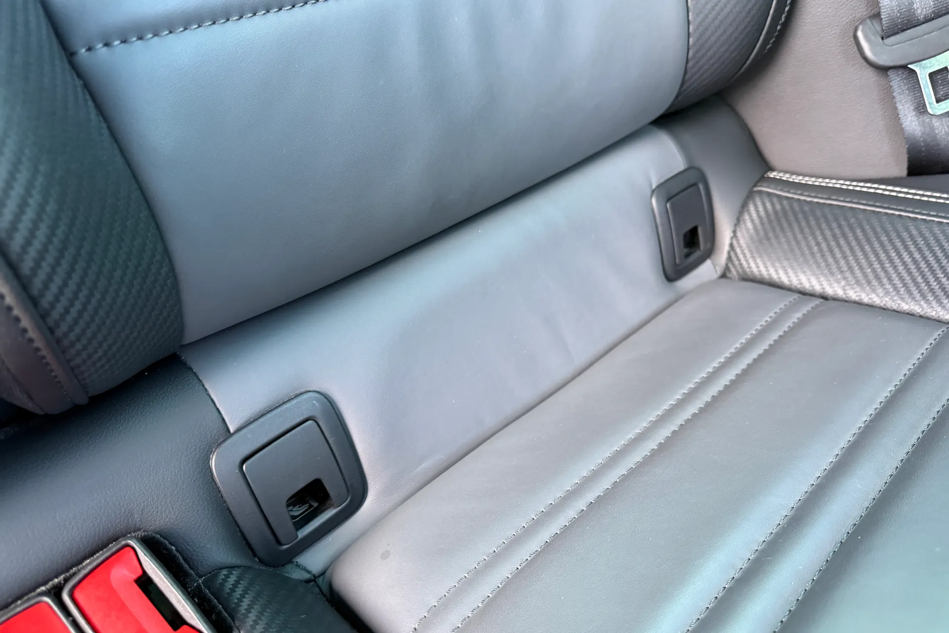 VOLKSWAGEN PASSAT thumbnail image number 39