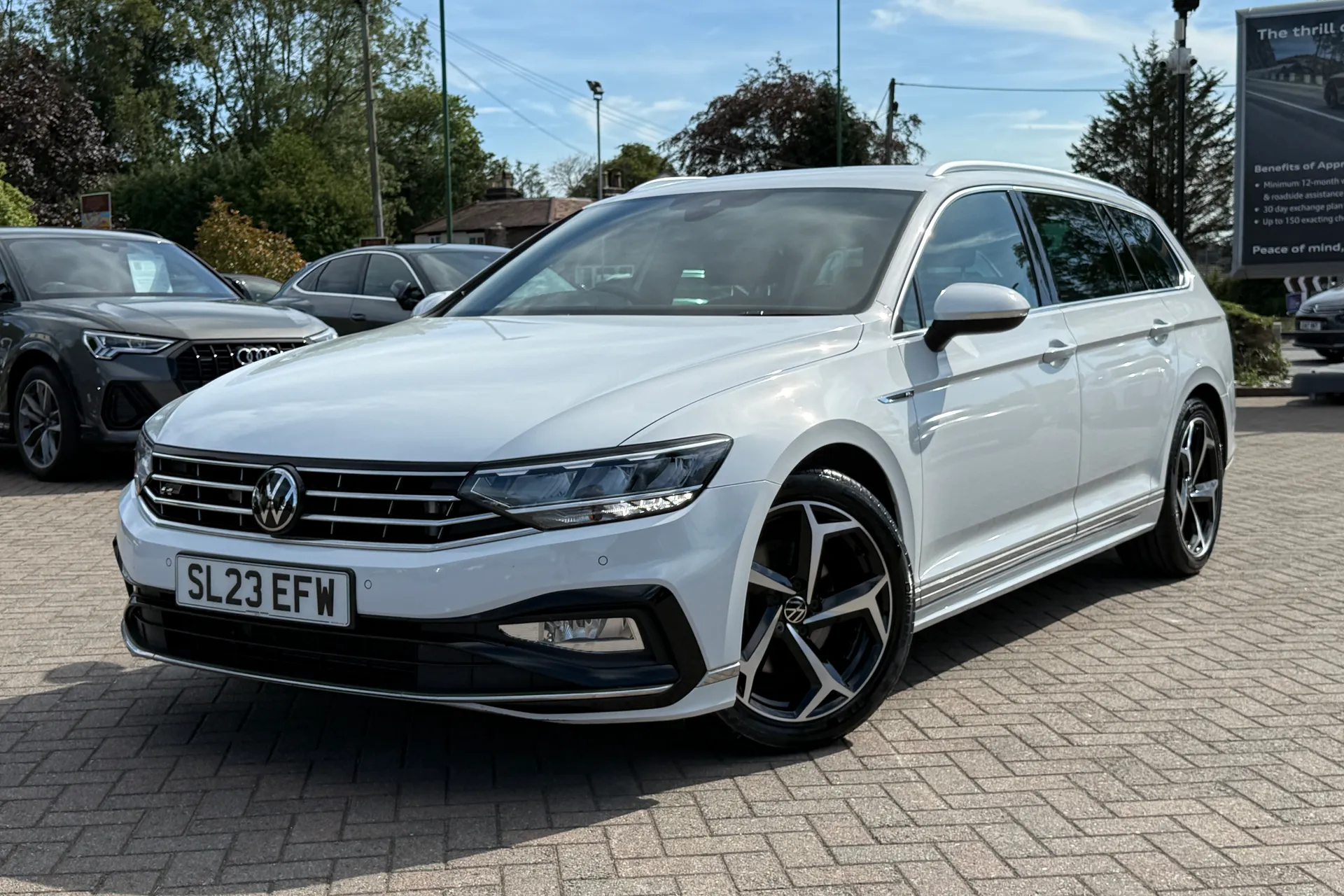 VOLKSWAGEN PASSAT thumbnail image number 20
