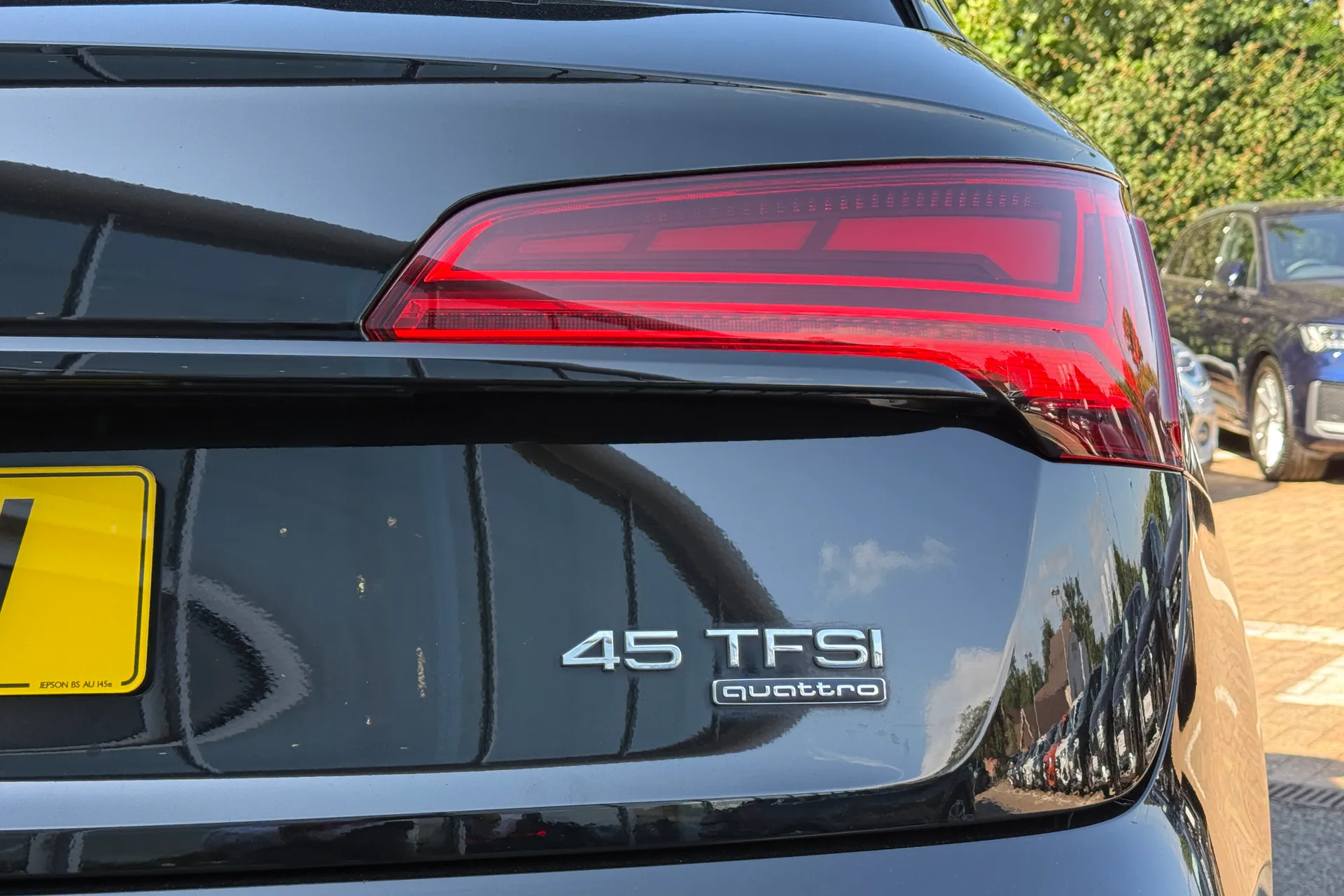 Audi Q5 thumbnail image number 45