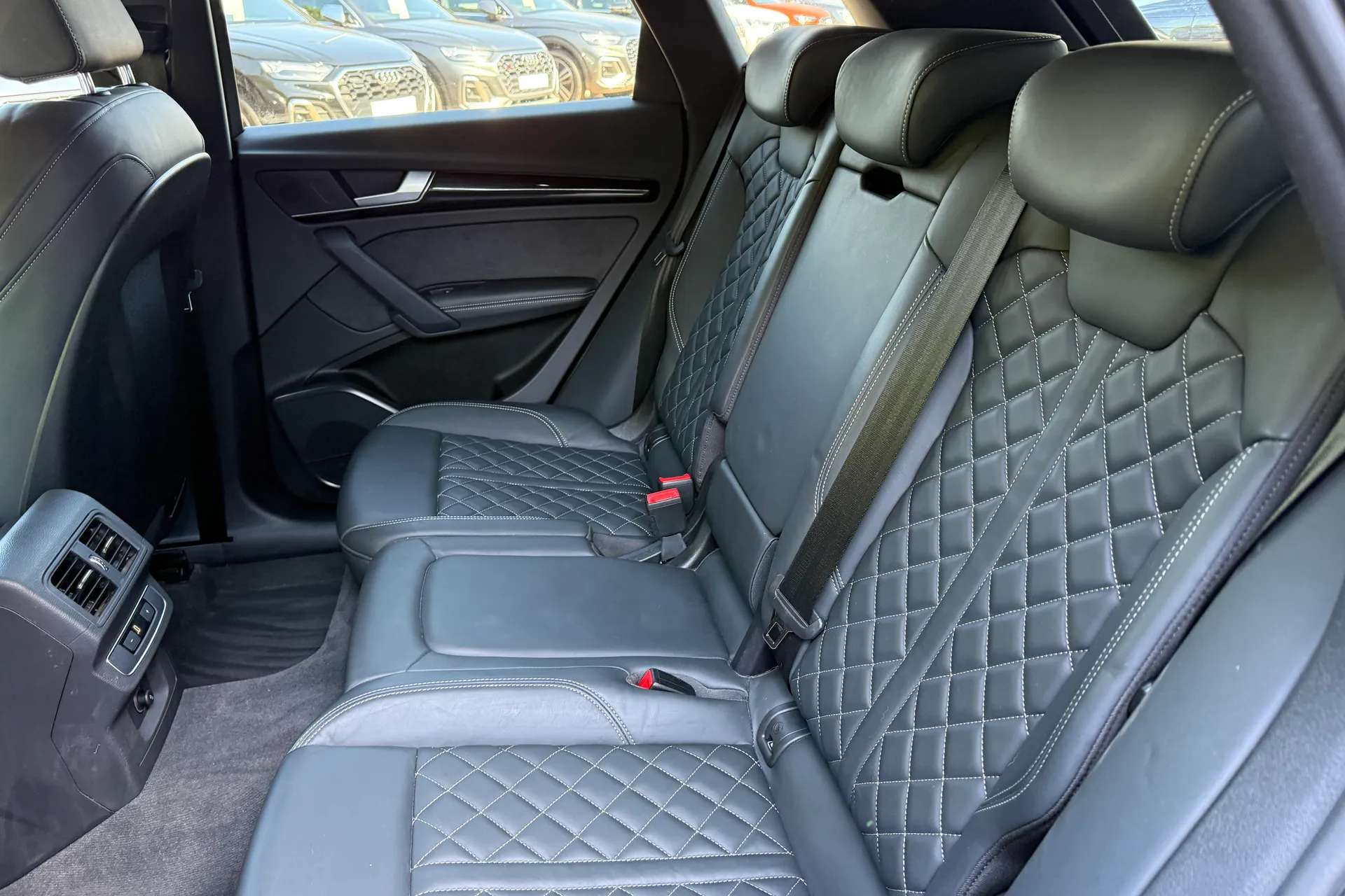 Audi Q5 thumbnail image number 49