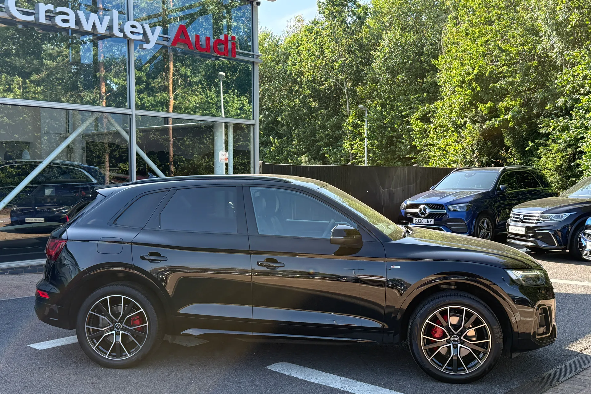 Audi Q5 thumbnail image number 2