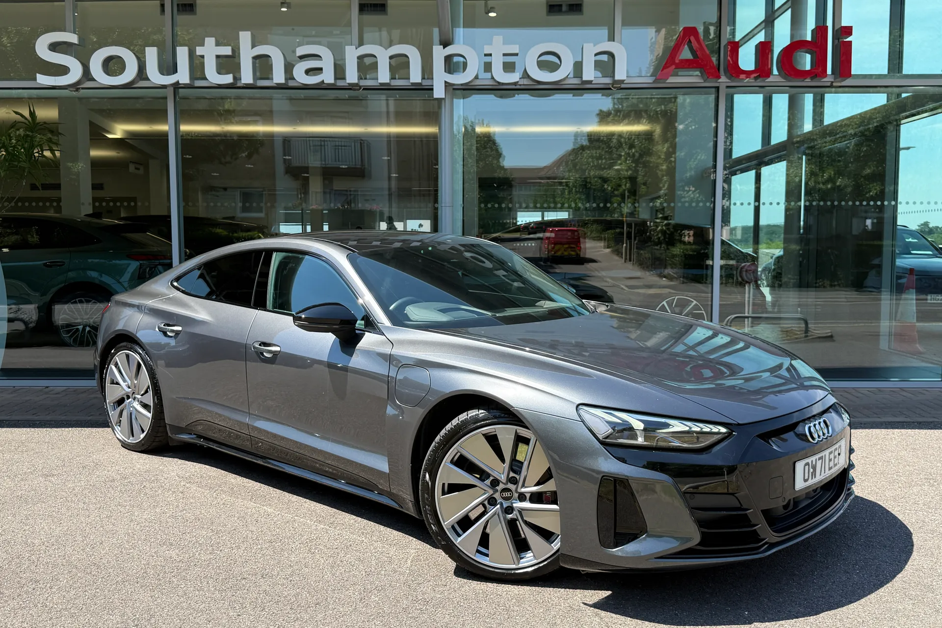 Audi RS e-tron GT thumbnail image number 66