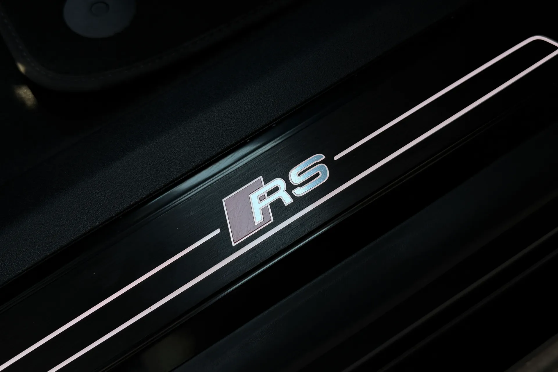 Audi RS e-tron GT thumbnail image number 19