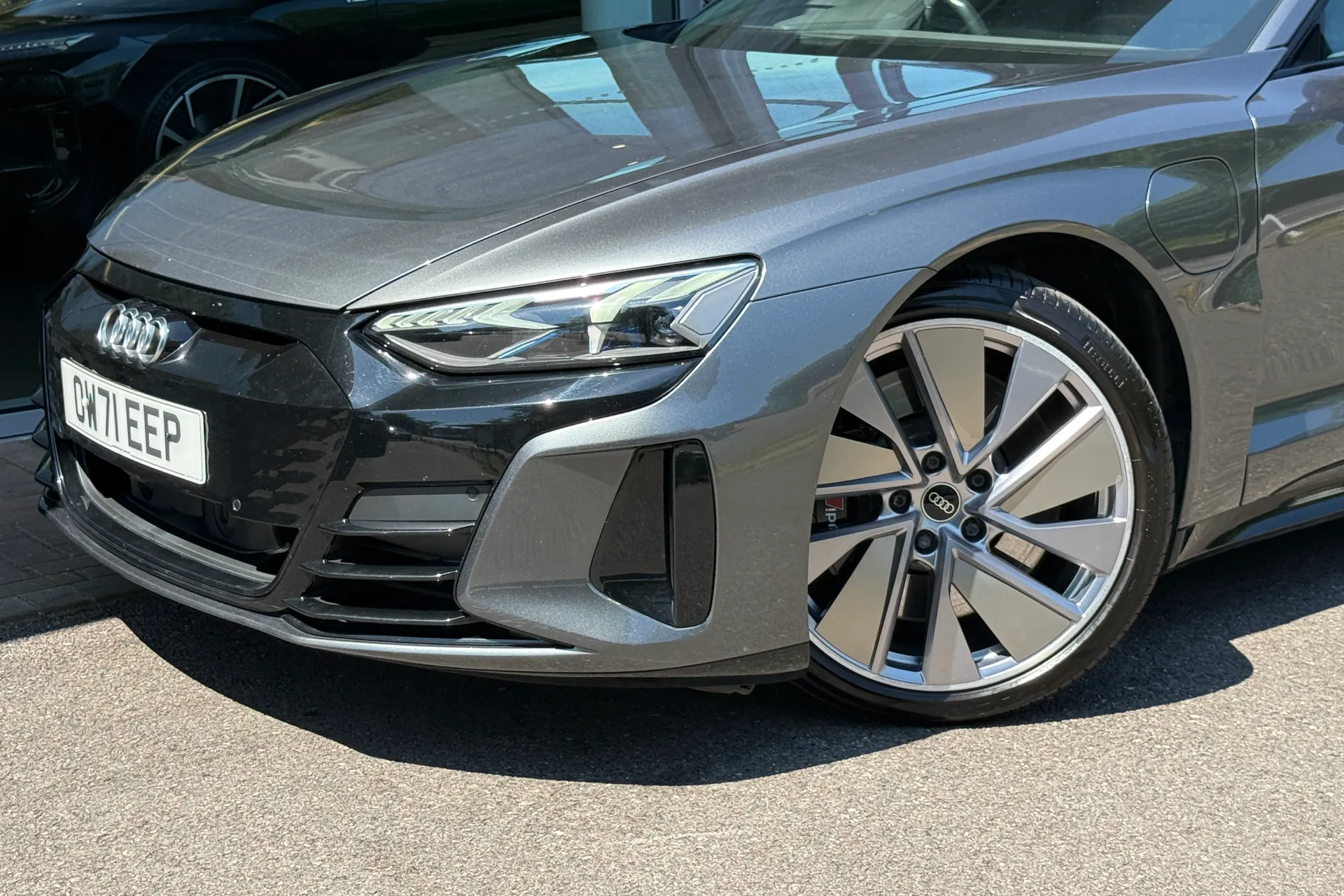 Audi RS e-tron GT thumbnail image number 43