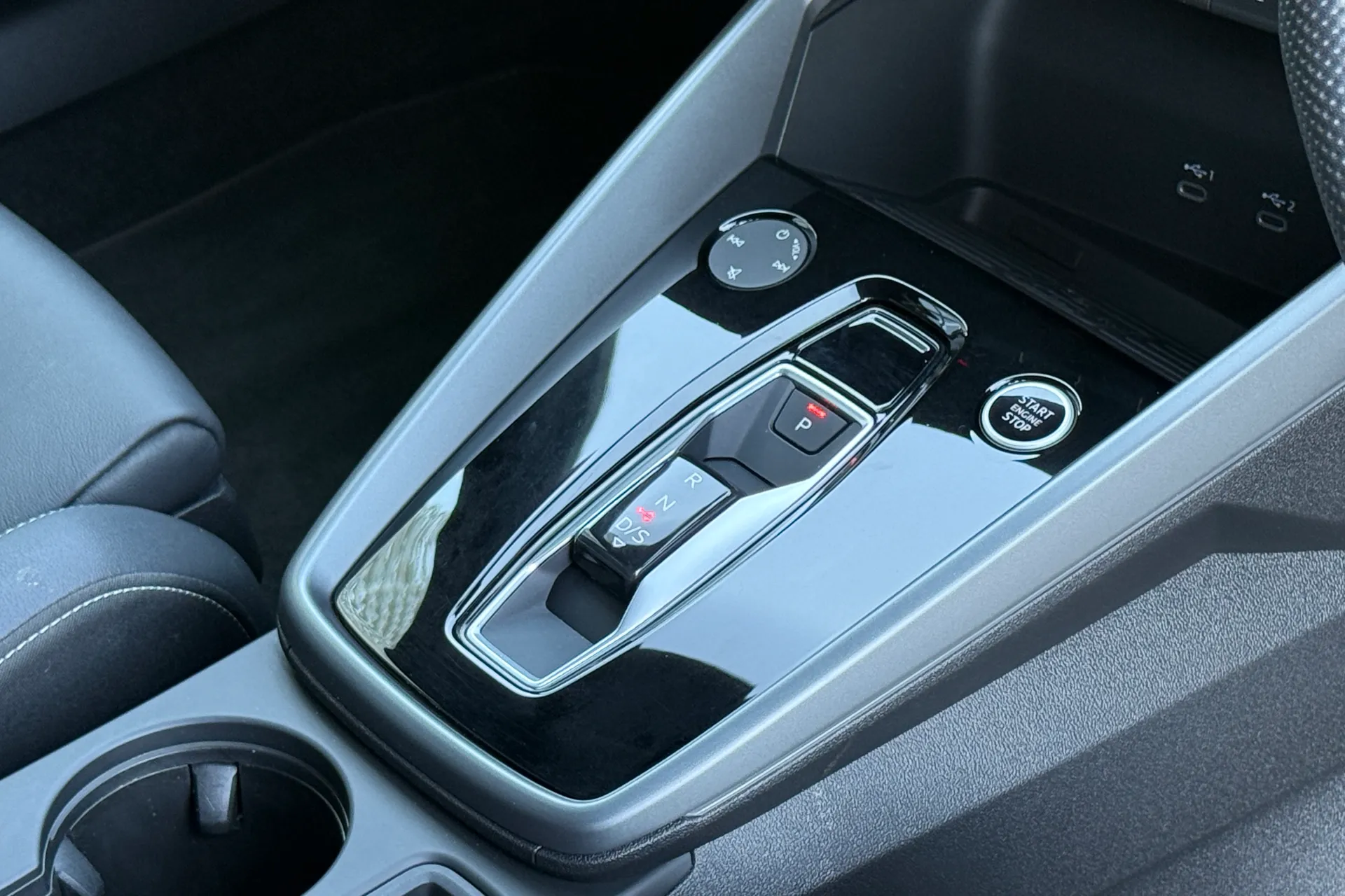 Audi A3 thumbnail image number 9