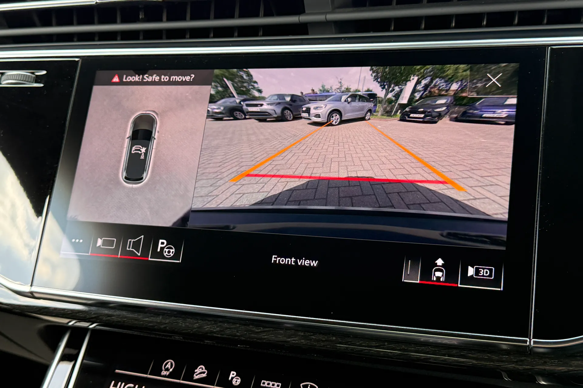 Audi Q7 thumbnail image number 12