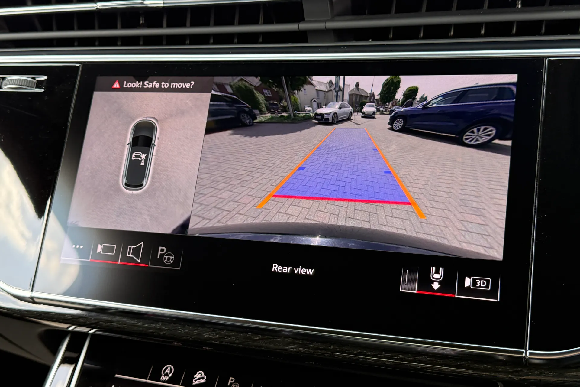 Audi Q7 thumbnail image number 4