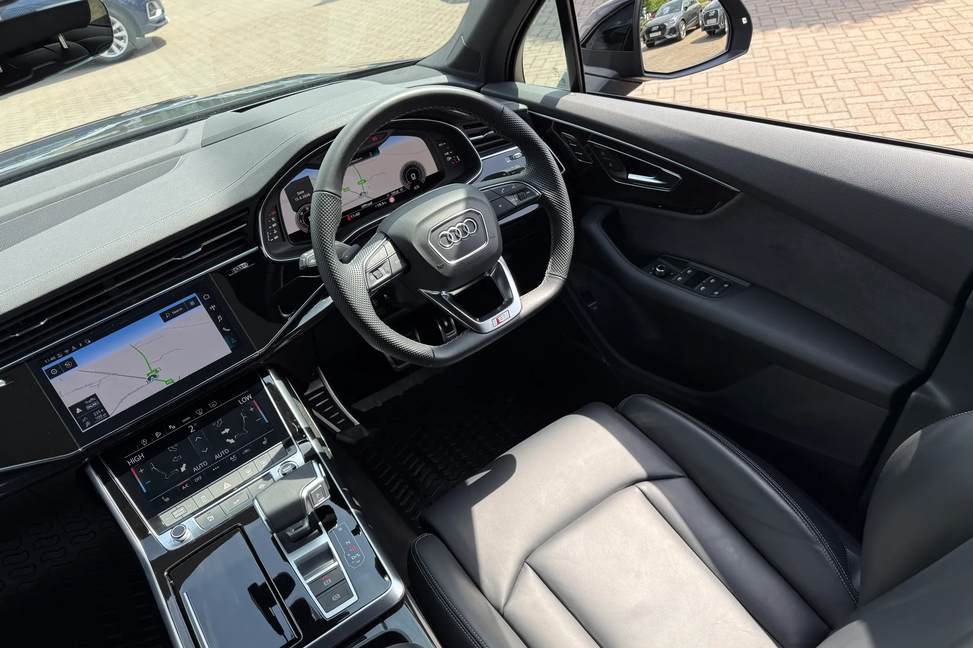 Audi Q7 thumbnail image number 52