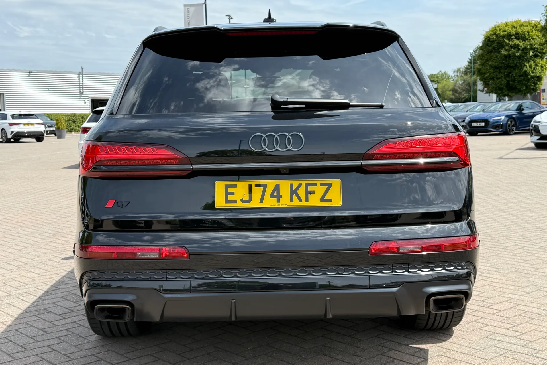 Audi Q7 thumbnail image number 42