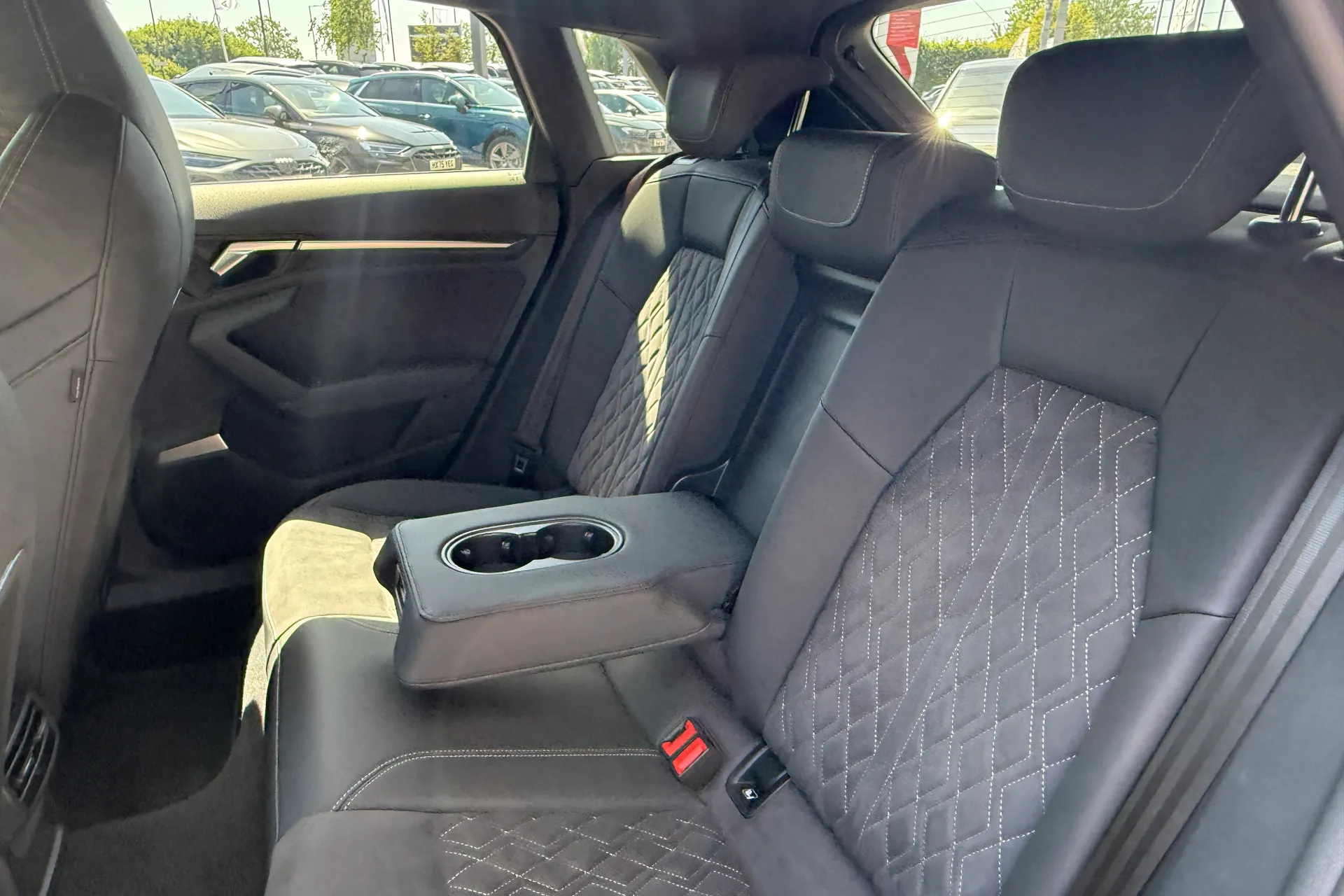 Audi A3 thumbnail image number 44