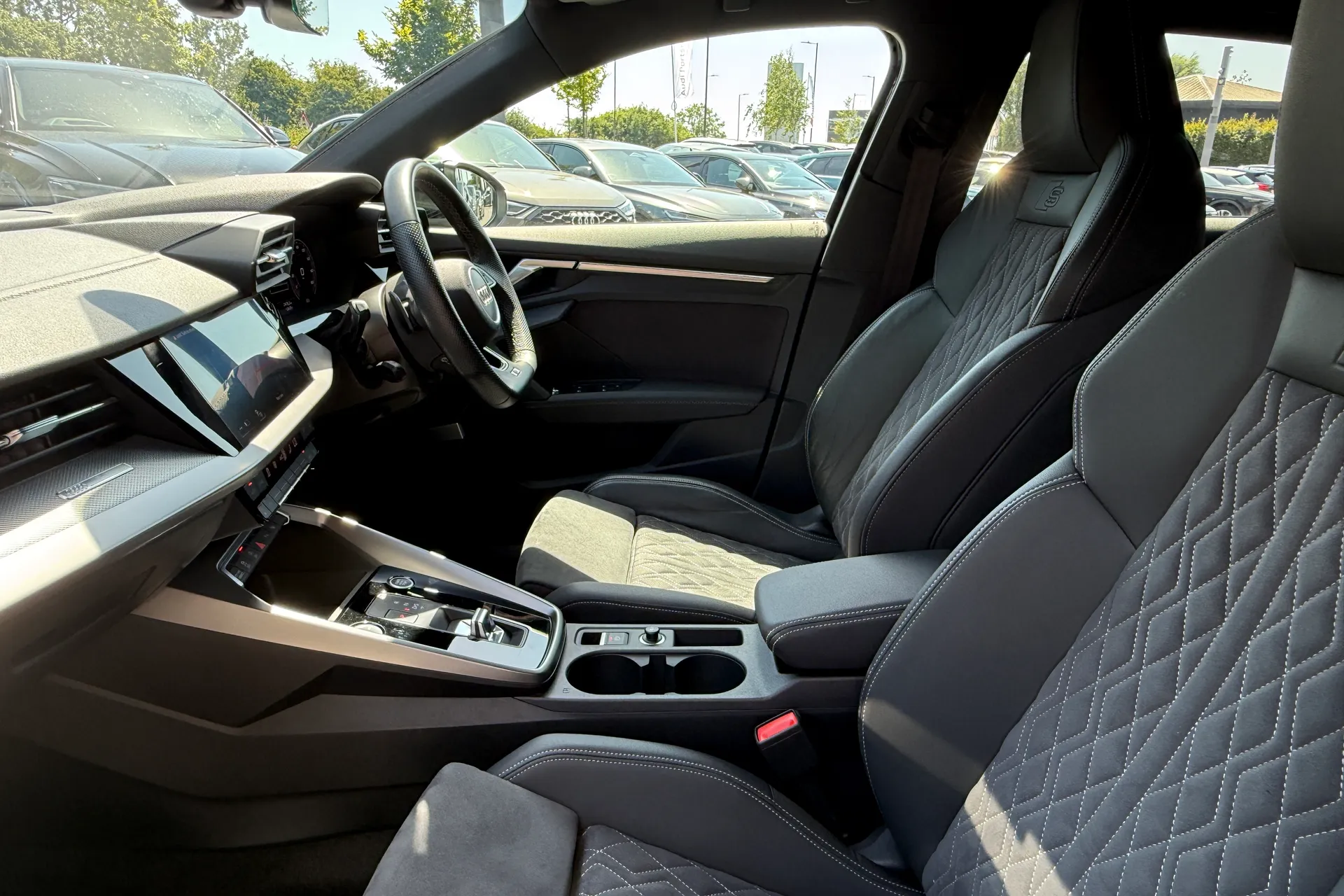 Audi A3 thumbnail image number 41