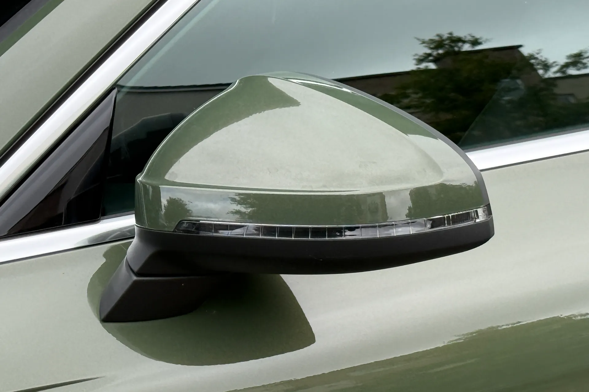 Audi A4 thumbnail image number 50