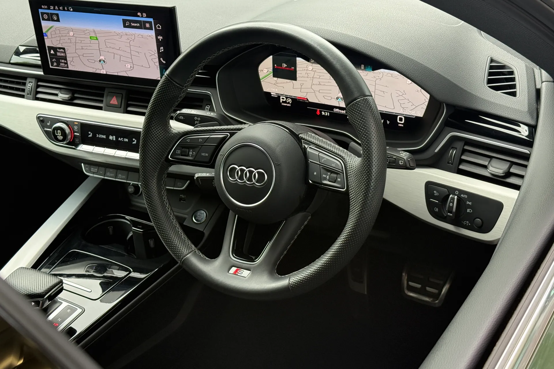 Audi A4 thumbnail image number 33