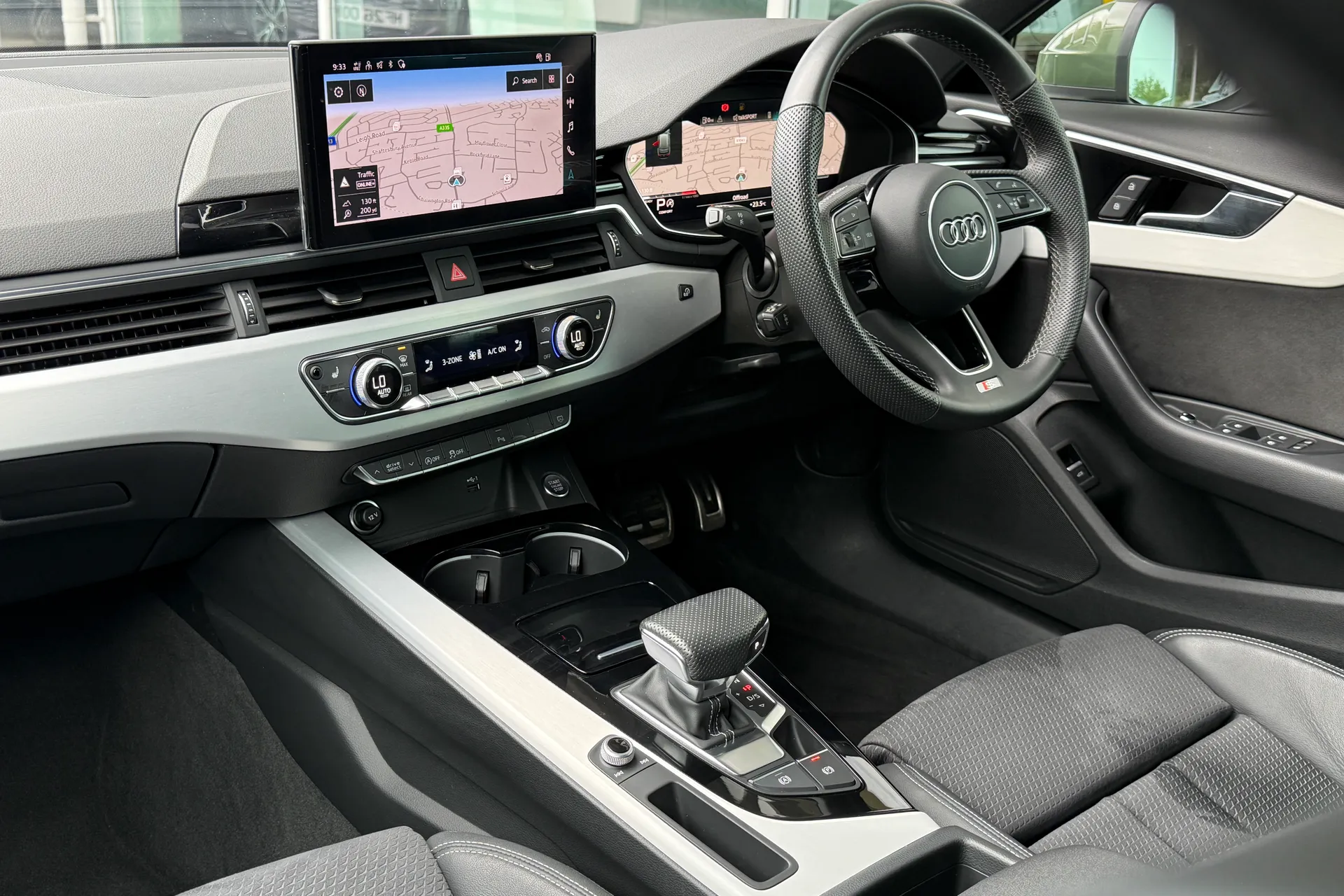 Audi A4 thumbnail image number 52