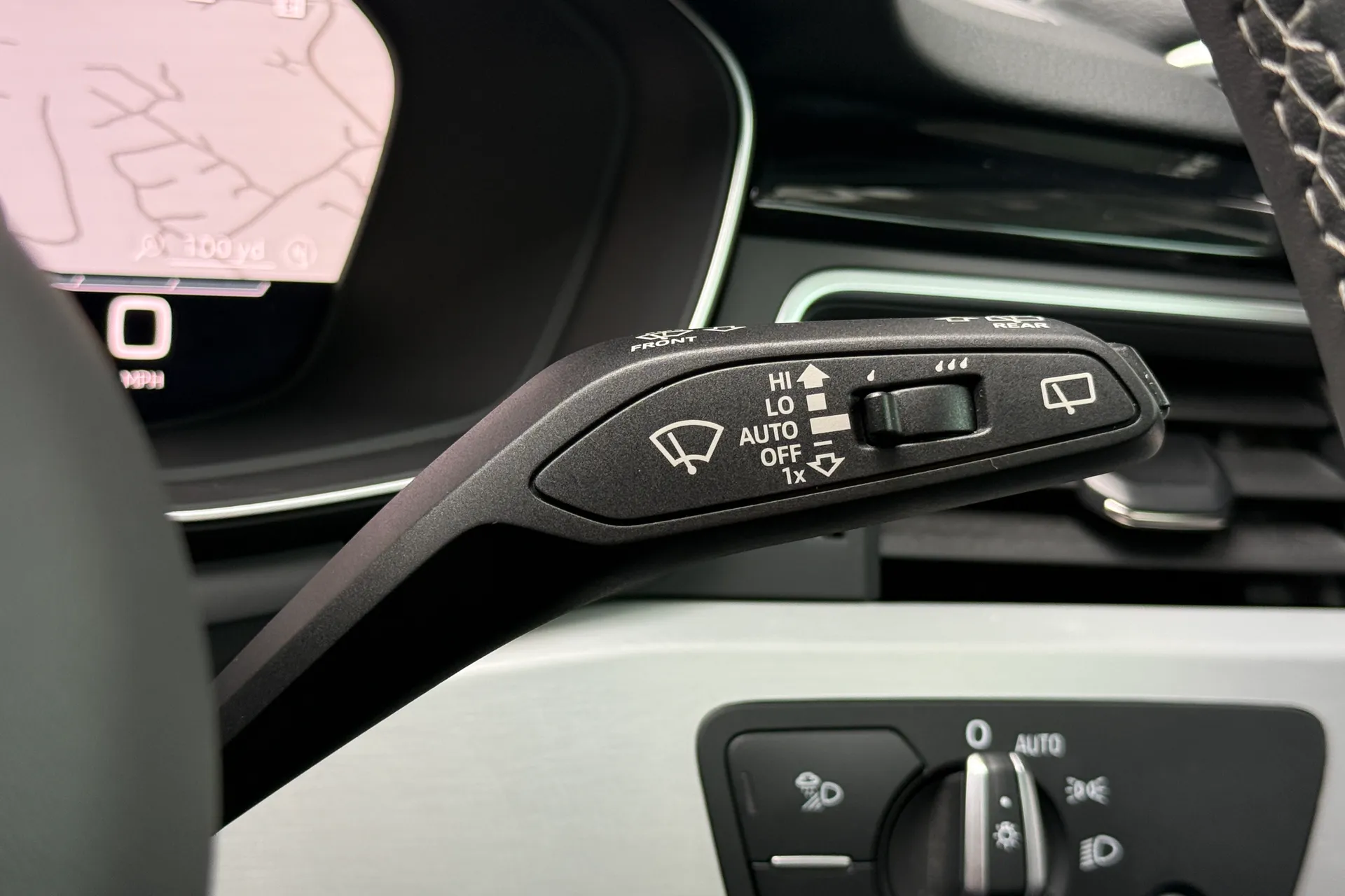 Audi A4 thumbnail image number 18