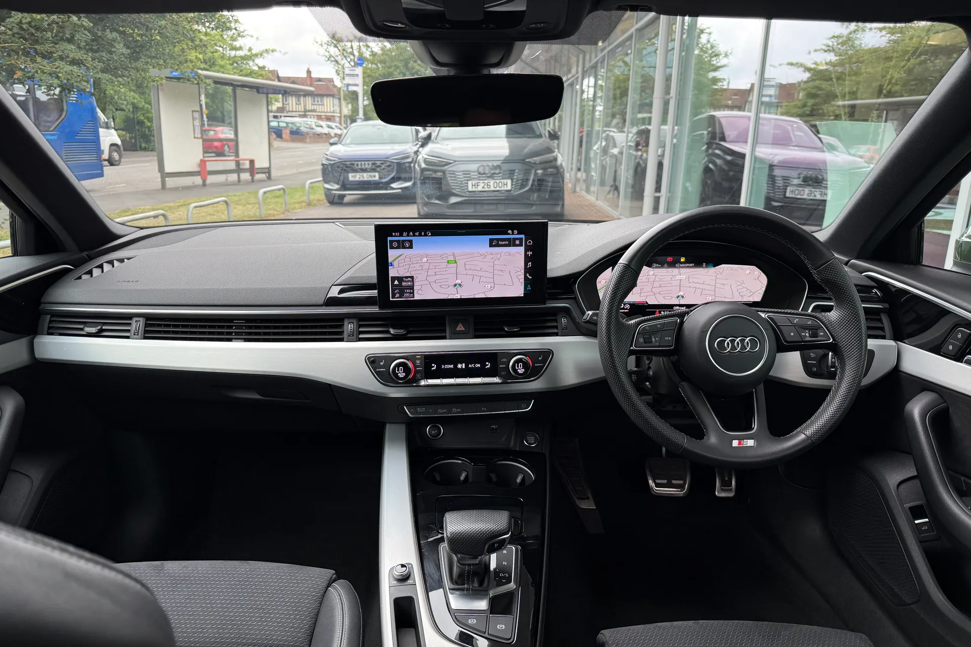 Audi A4 thumbnail image number 3