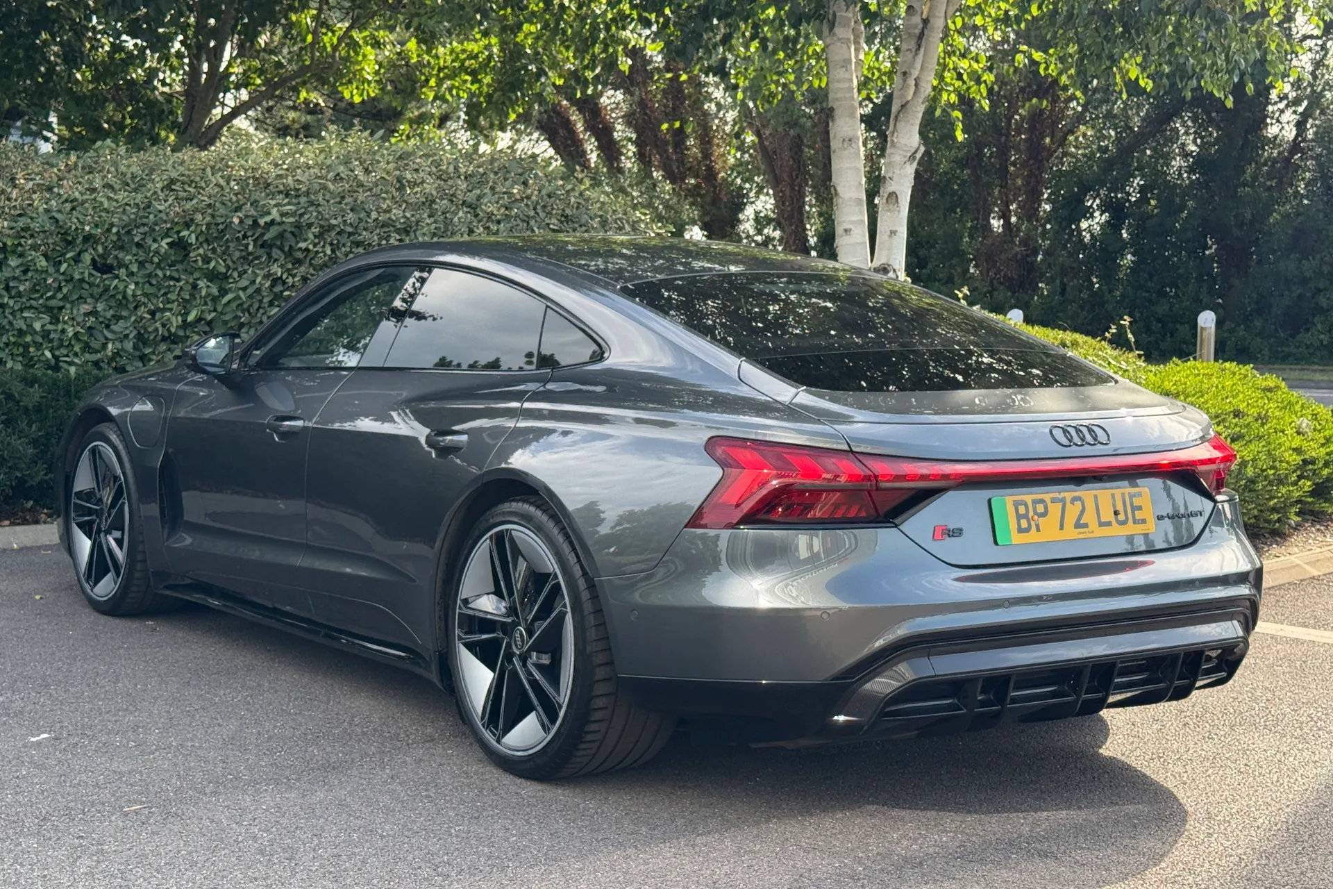 Audi RS e-tron GT thumbnail image number 20