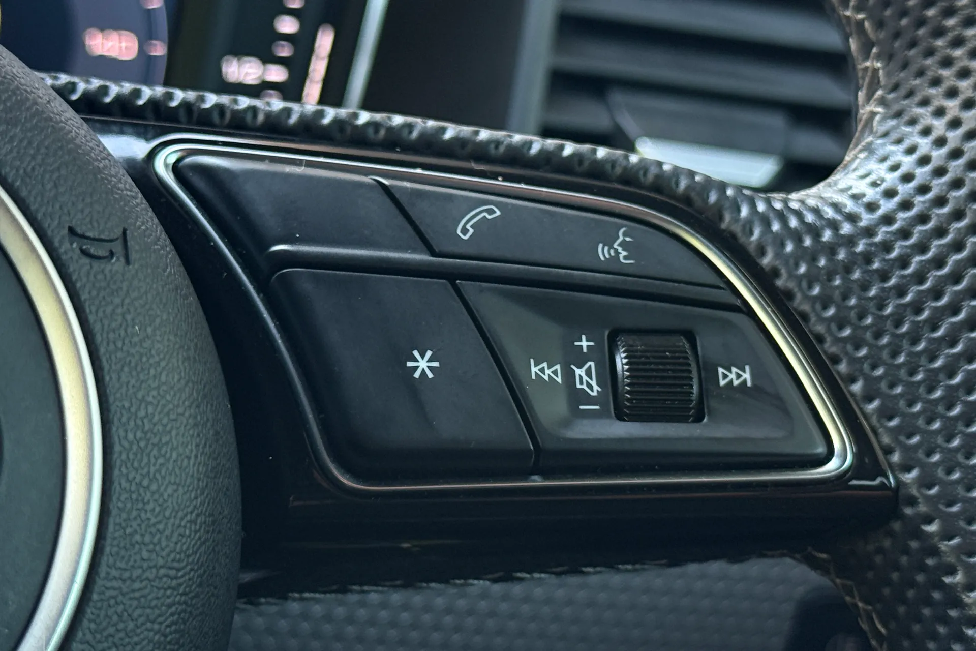 Audi A1 thumbnail image number 10