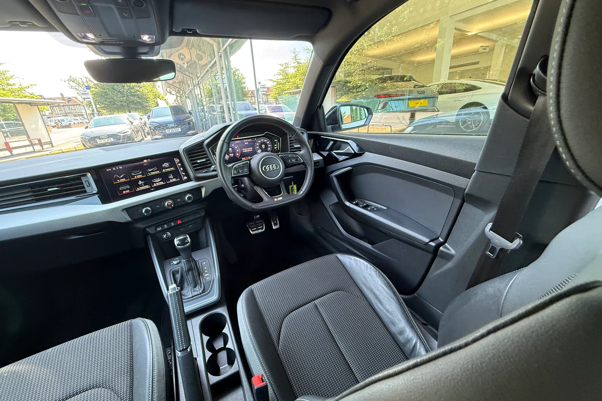 Audi A1 thumbnail image number 38