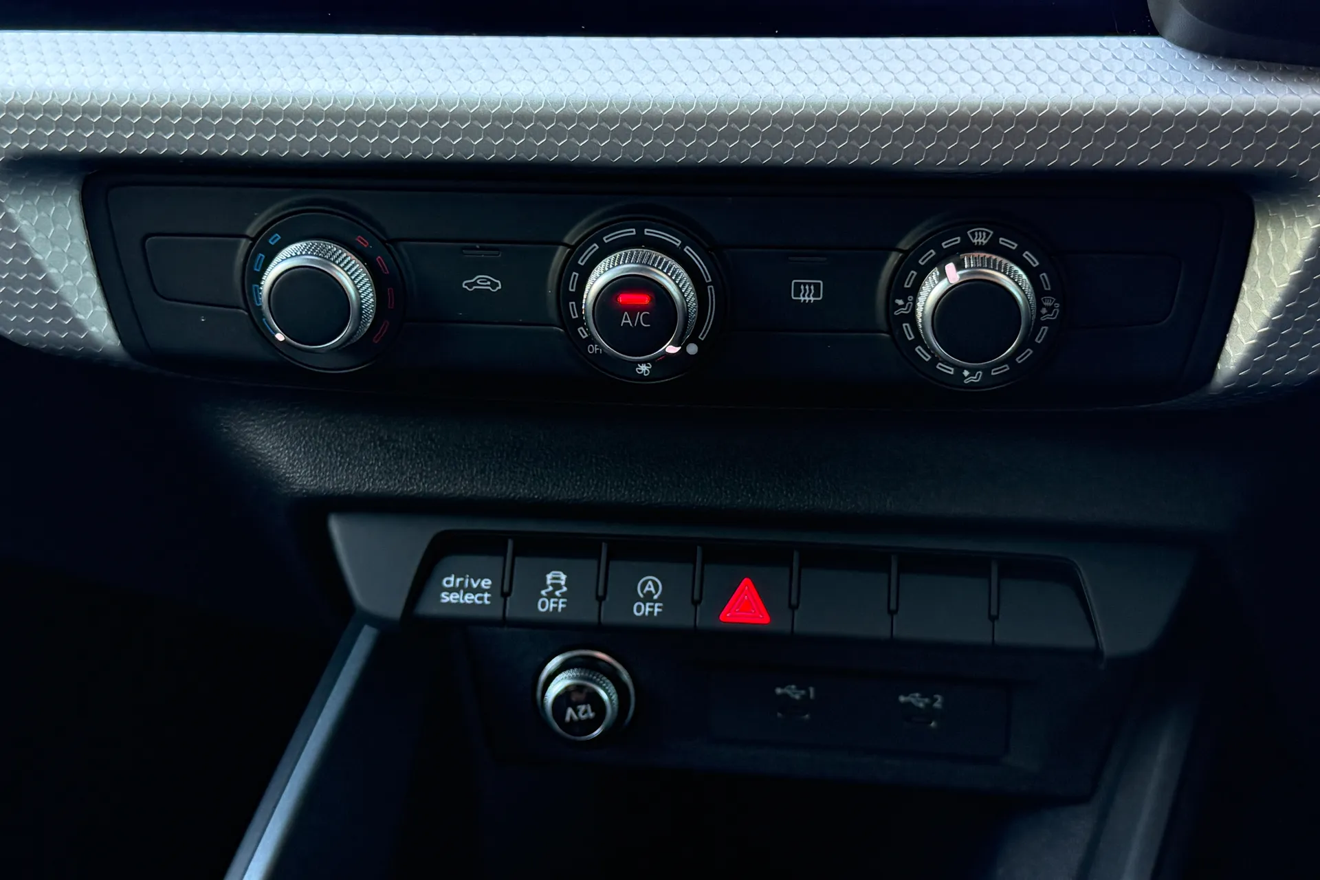 Audi A1 thumbnail image number 18