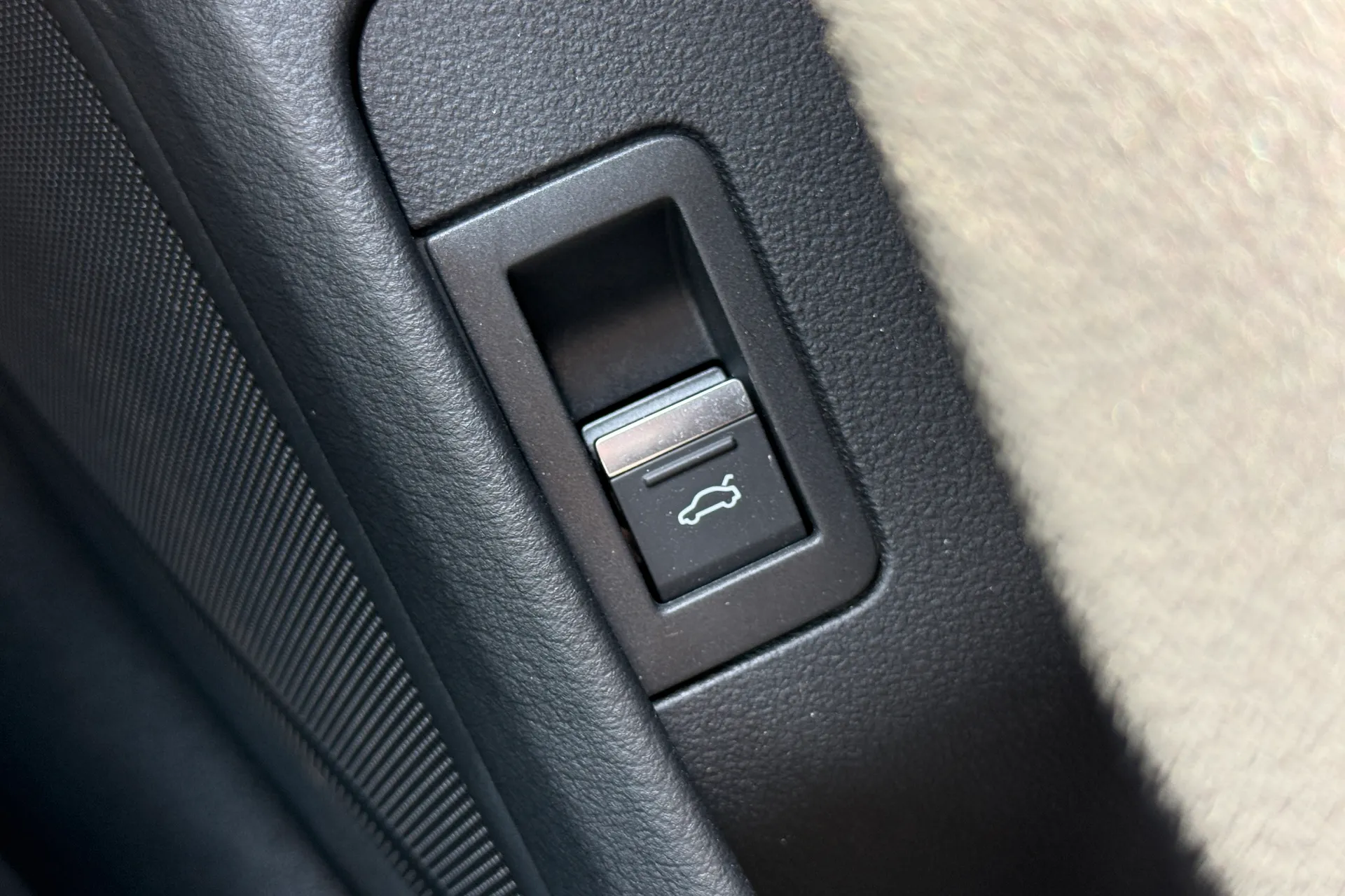 Audi A7 thumbnail image number 20