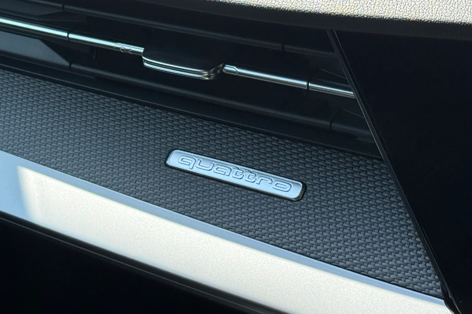Audi A3 thumbnail image number 17