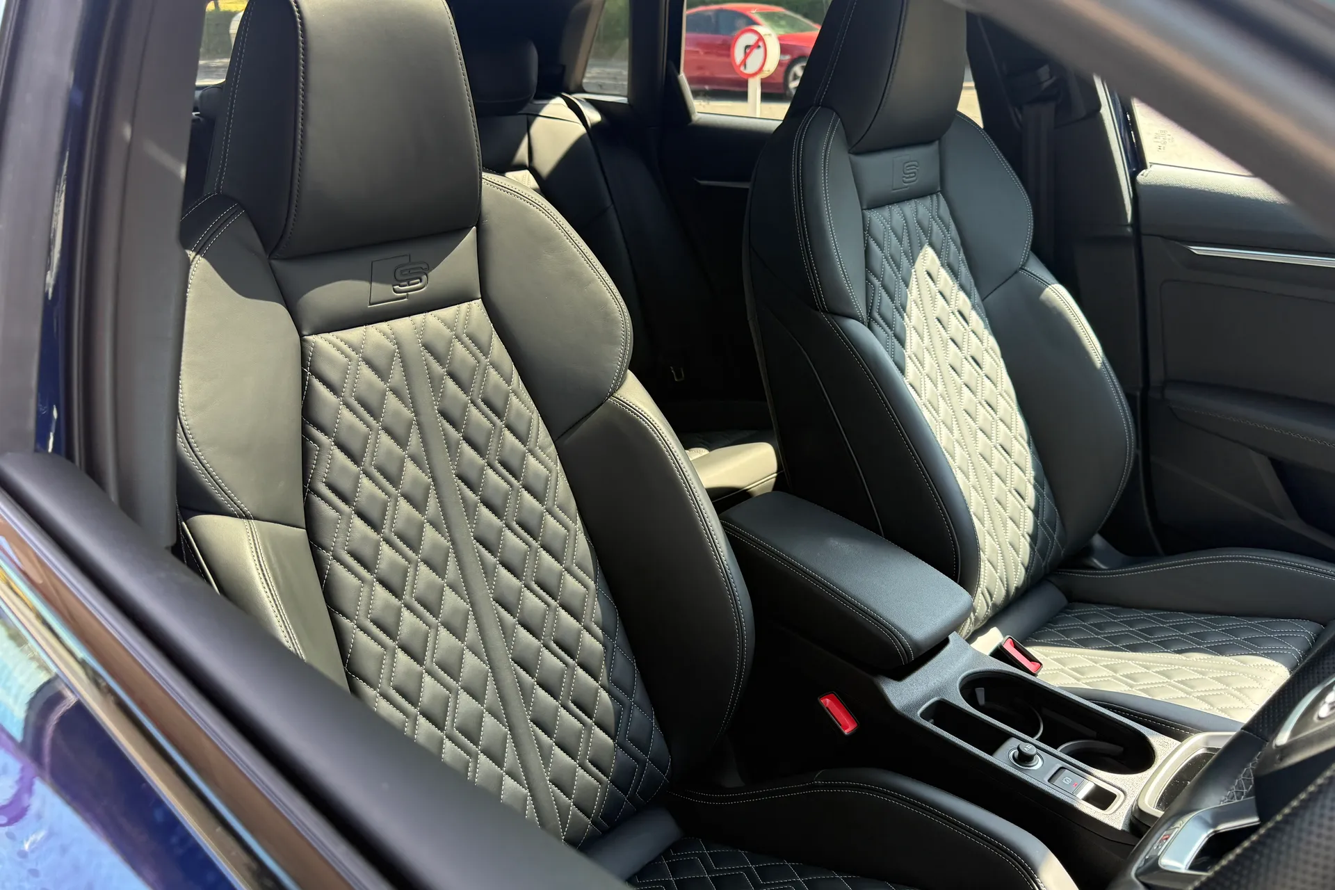 Audi A3 thumbnail image number 31
