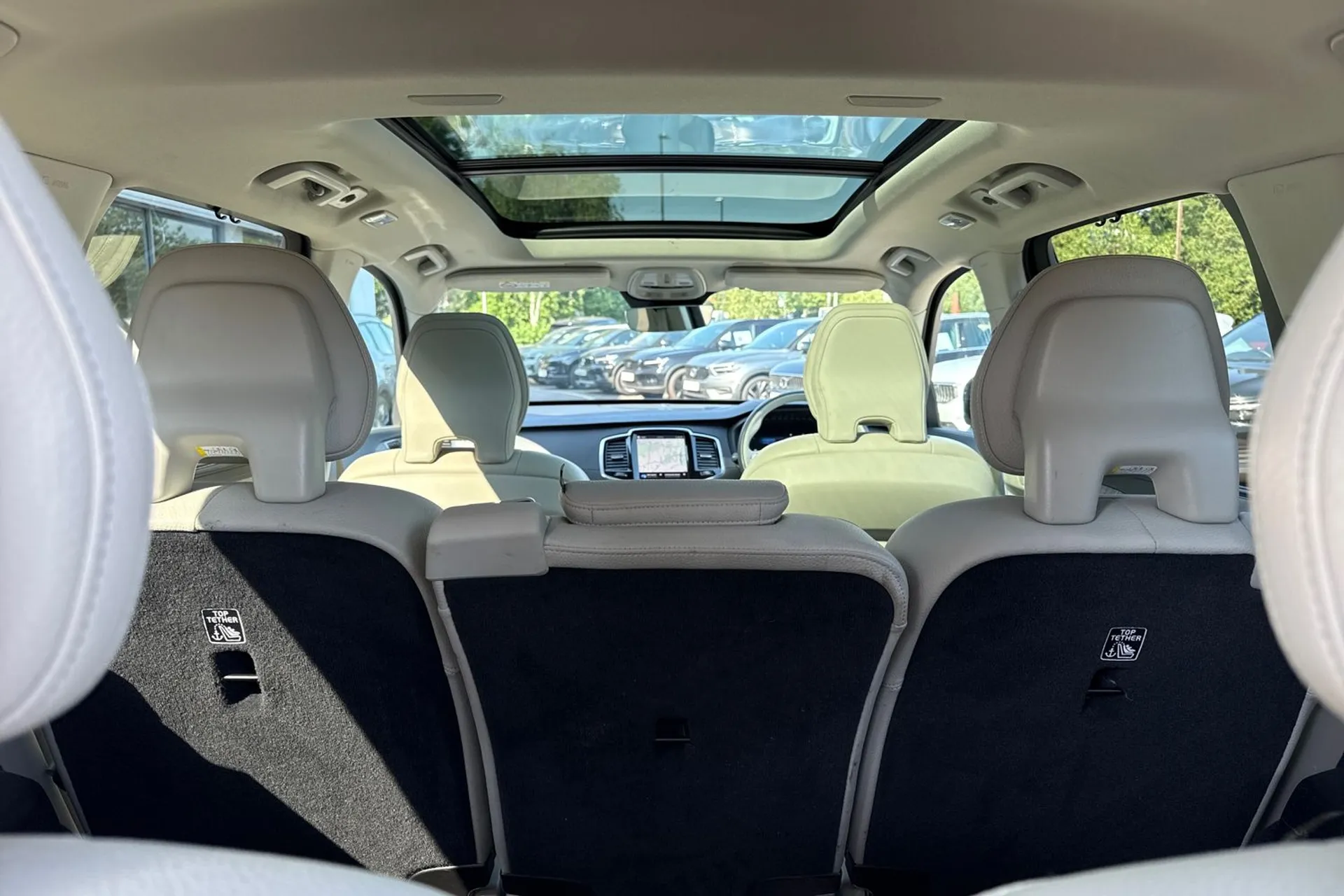 Volvo XC90 thumbnail image number 25