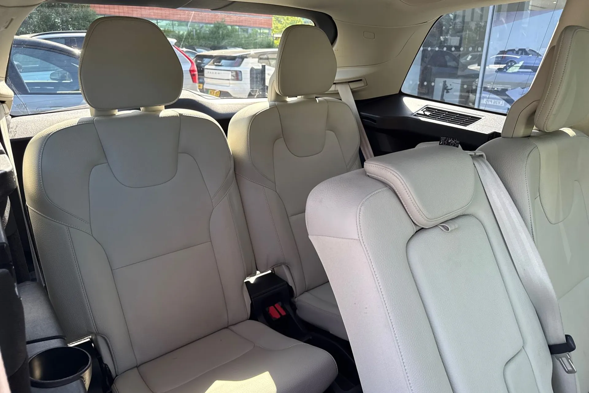 Volvo XC90 thumbnail image number 7