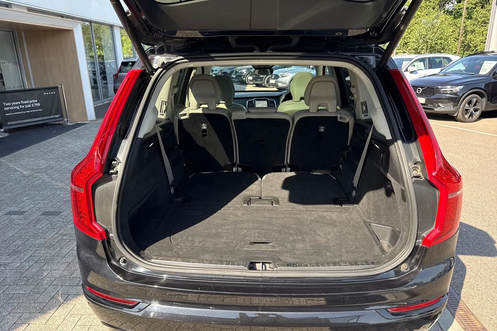 Volvo XC90 thumbnail image number 23