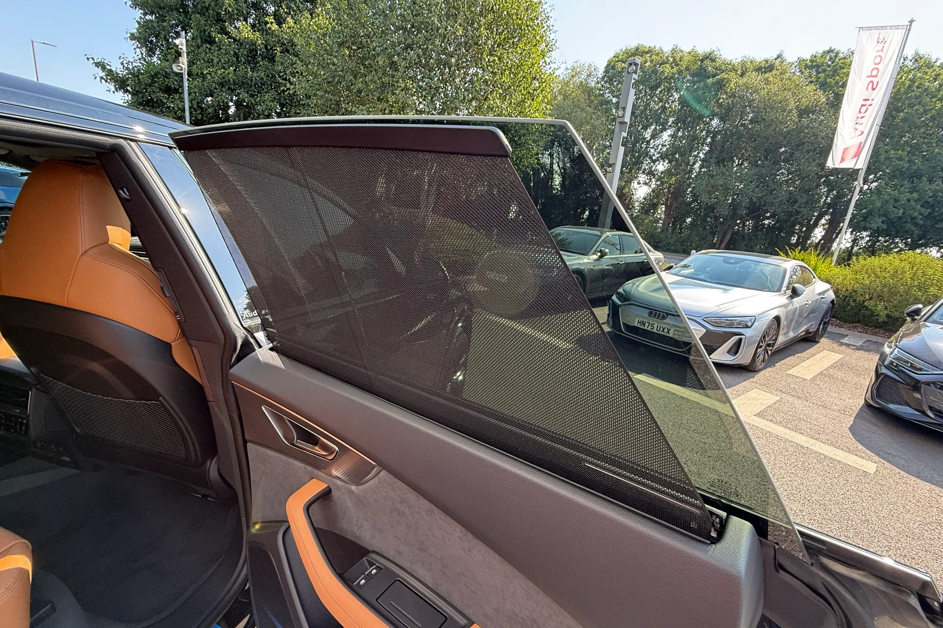 Audi RS Q8 thumbnail image number 48