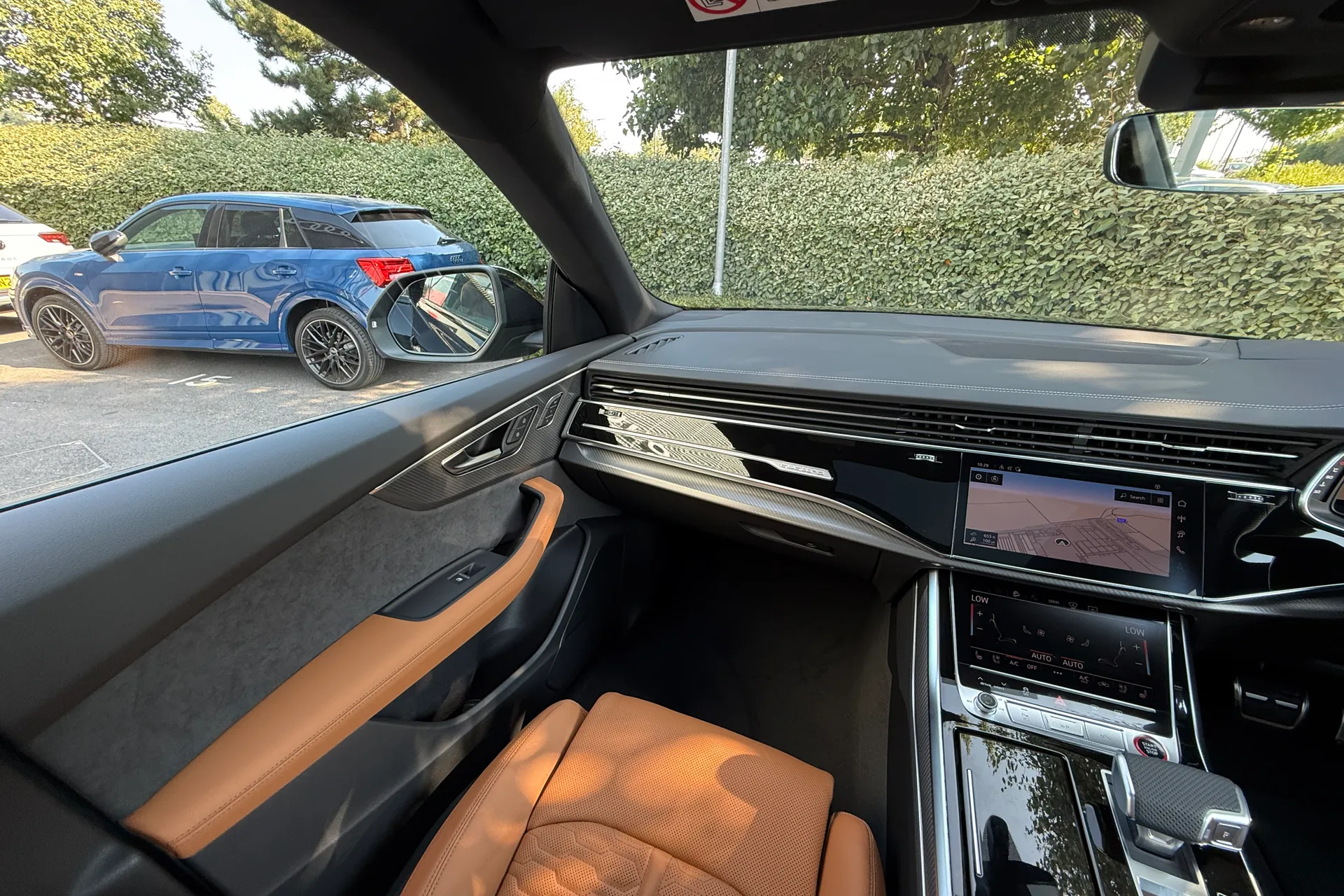 Audi RS Q8 thumbnail image number 60