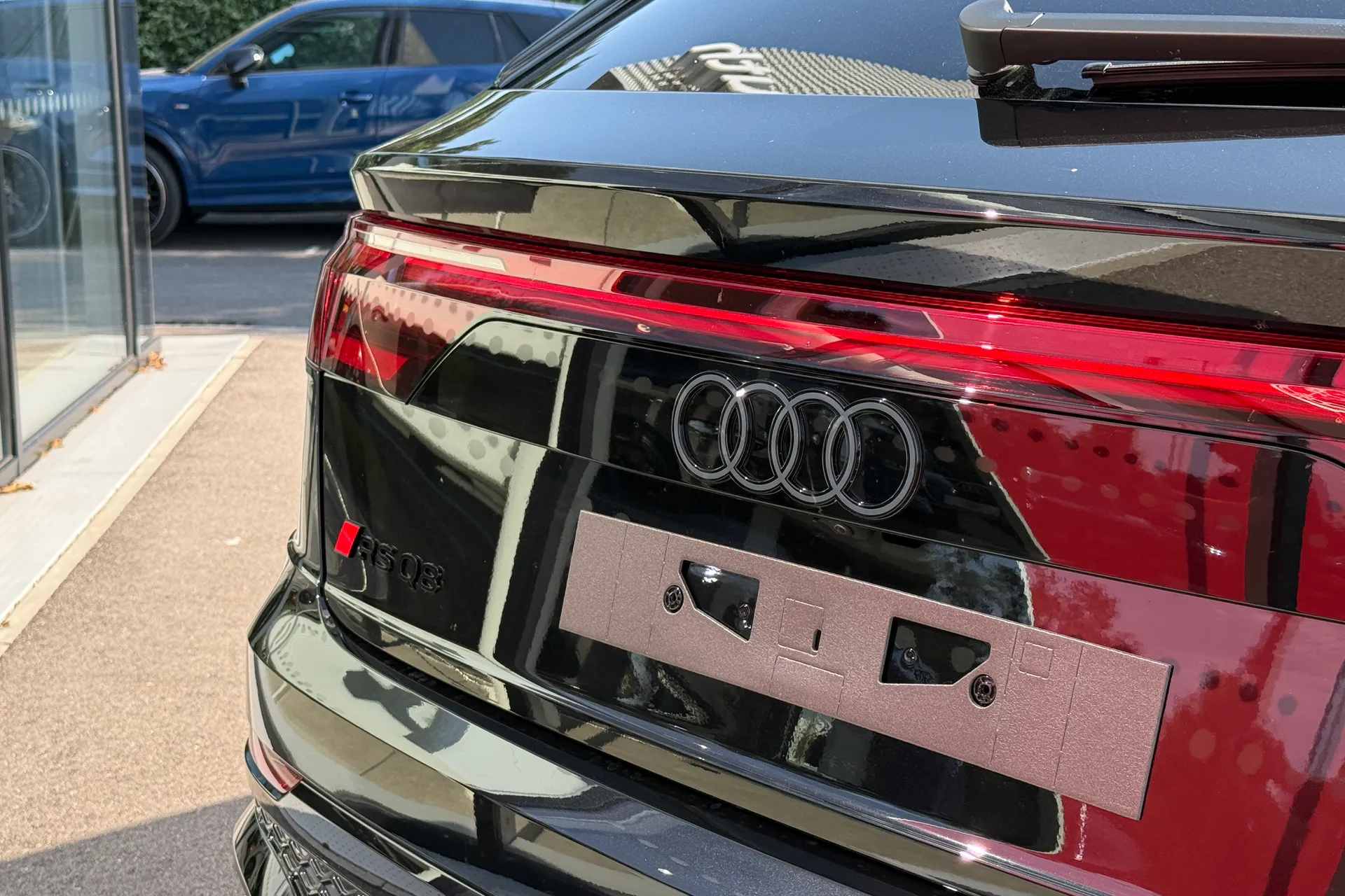 Audi RS Q8 thumbnail image number 30