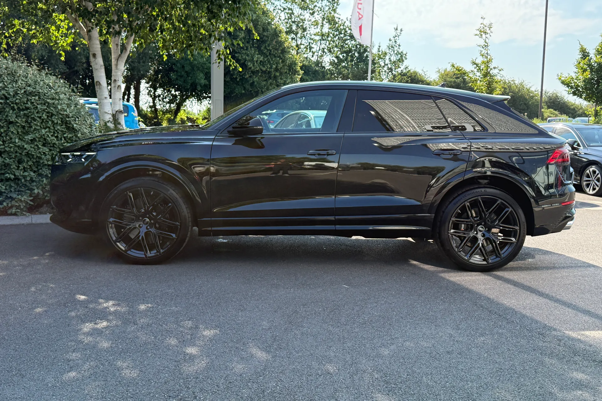 Audi RS Q8 thumbnail image number 23
