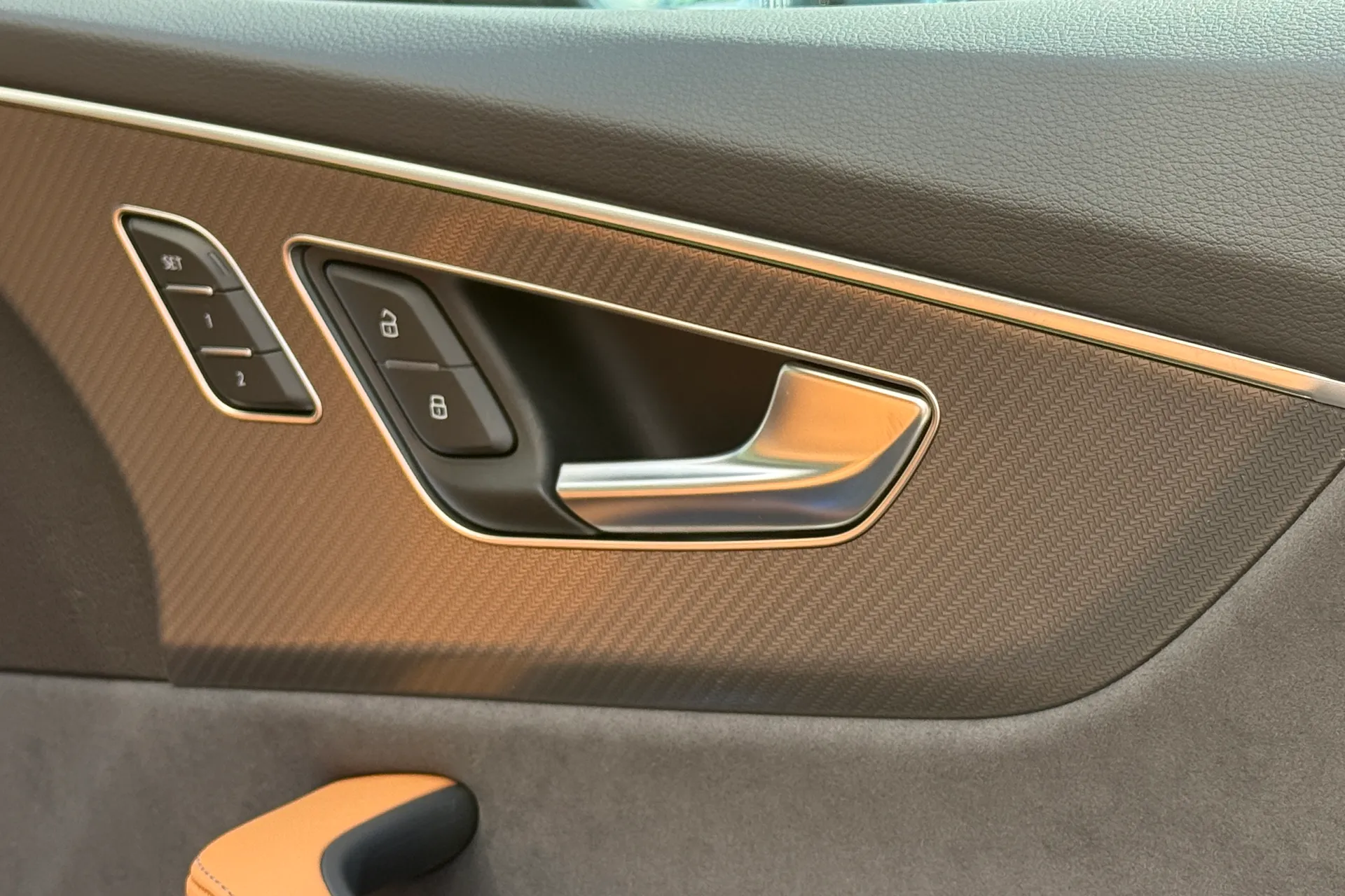 Audi RS Q8 thumbnail image number 40