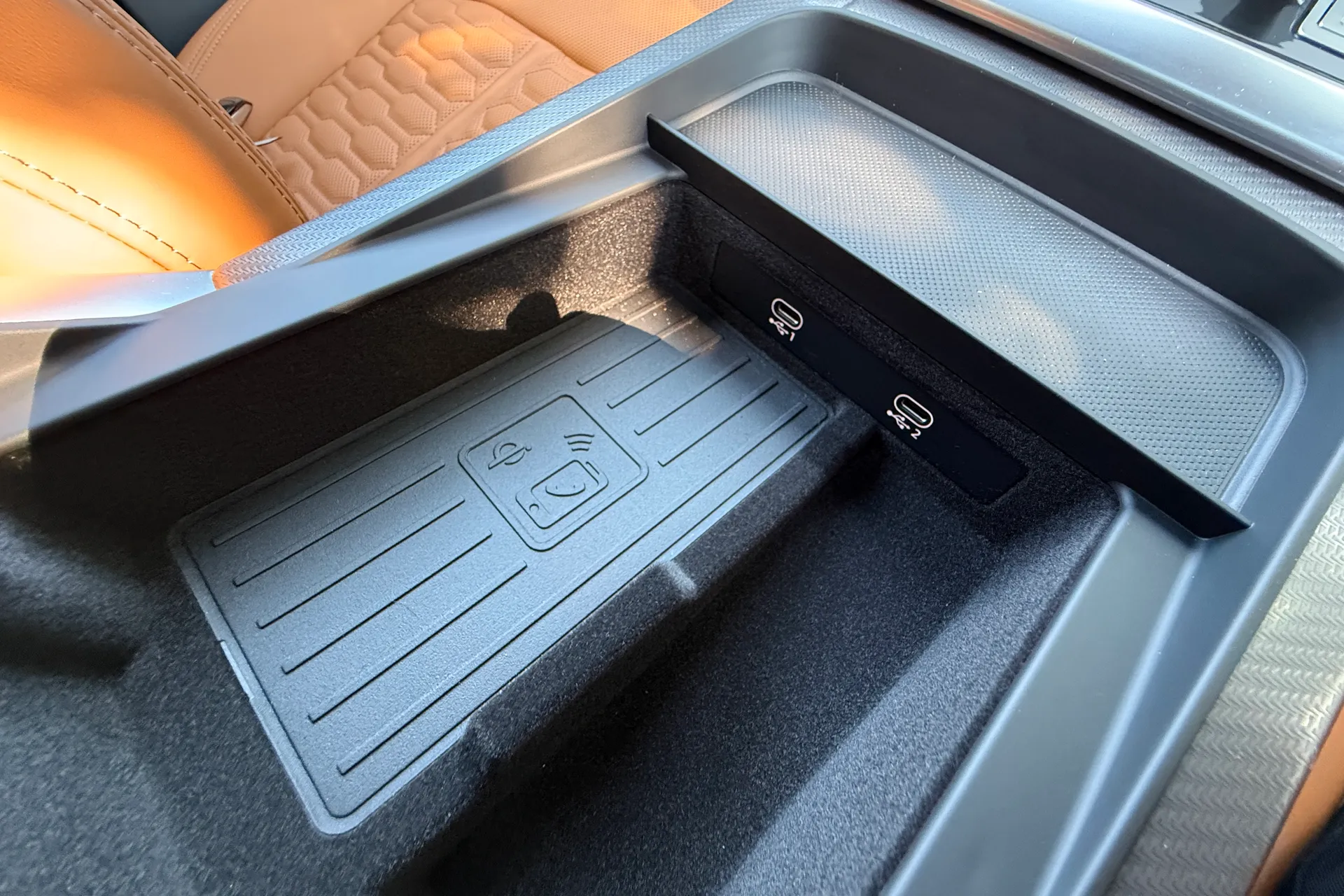 Audi RS Q8 thumbnail image number 42