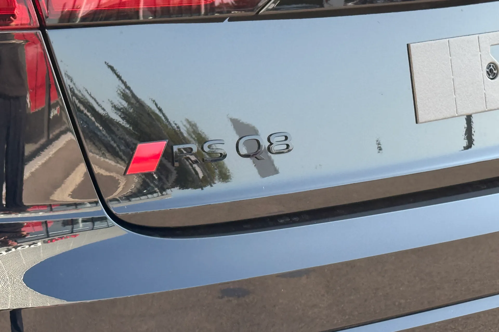 Audi RS Q8 thumbnail image number 27