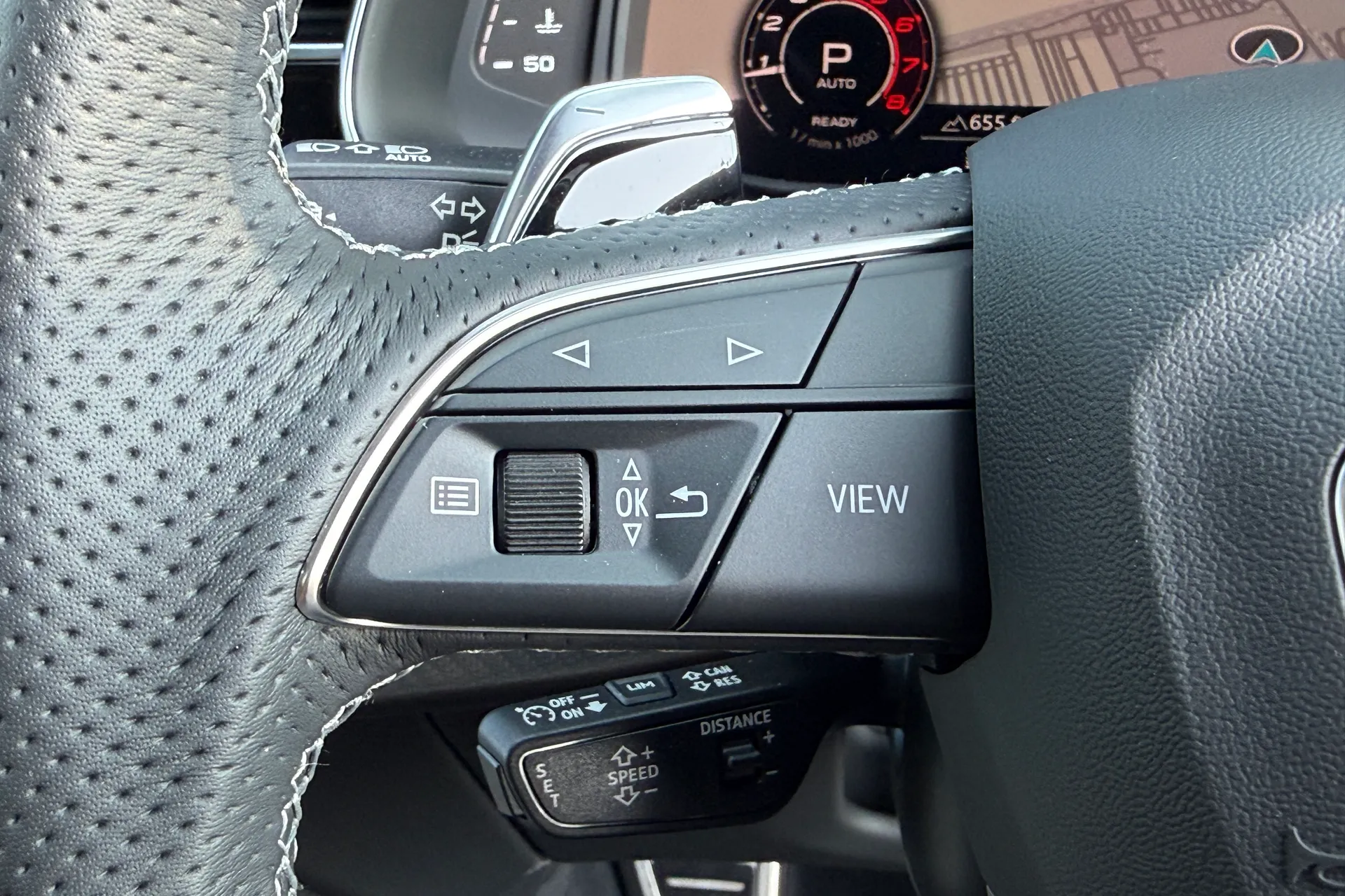 Audi RS Q8 thumbnail image number 65