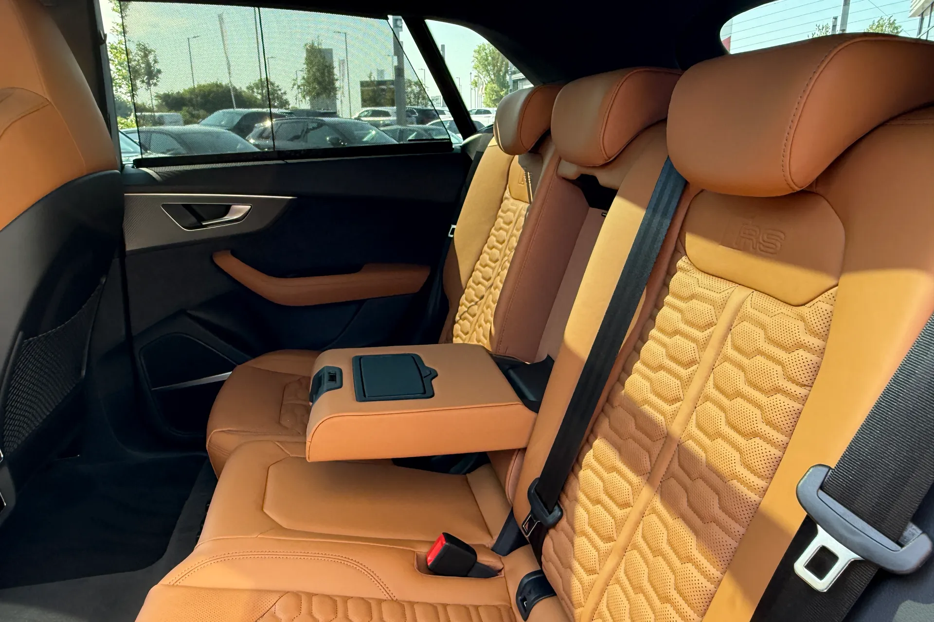 Audi RS Q8 thumbnail image number 53