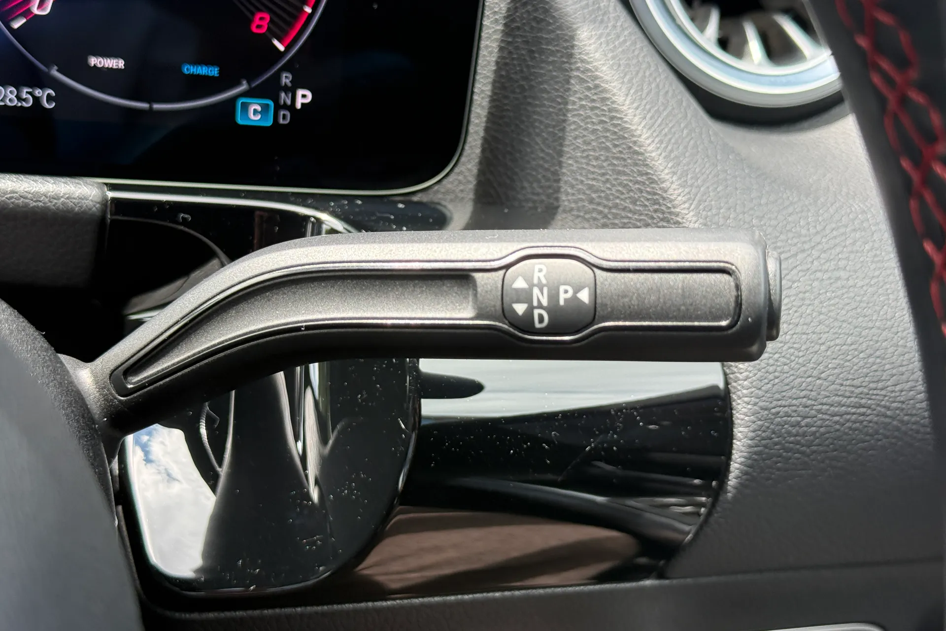 MERCEDES-BENZ GLA thumbnail image number 20