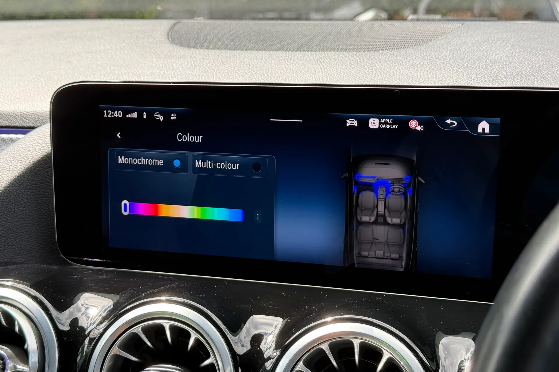 MERCEDES-BENZ GLA thumbnail image number 15