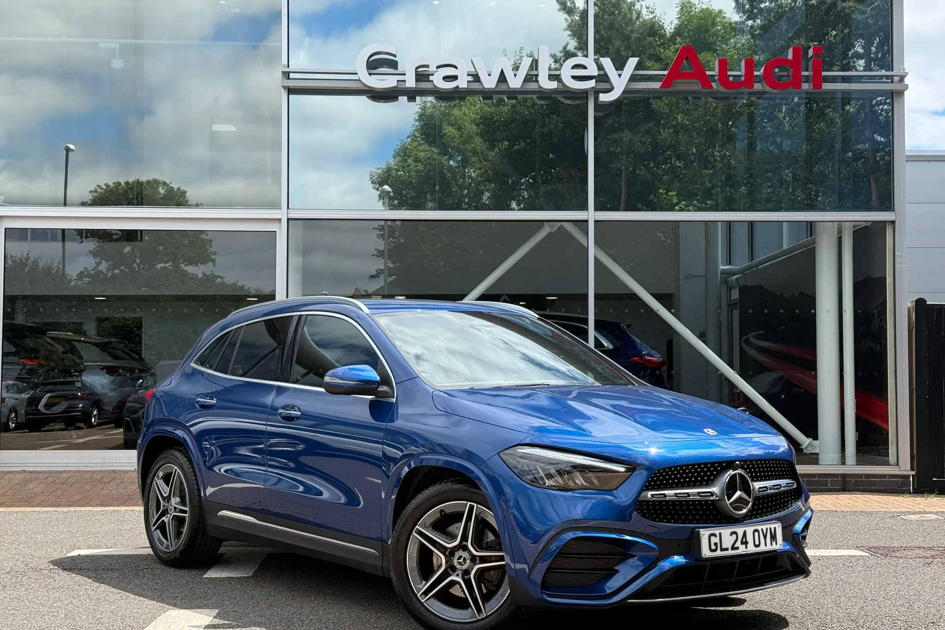 MERCEDES-BENZ GLA focused image